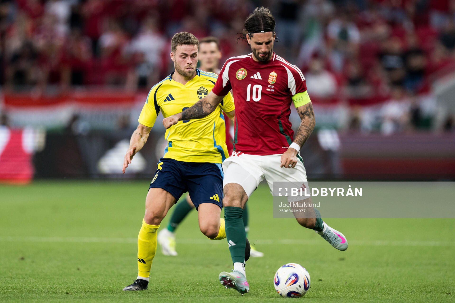 Gabriel Gudmundsson of Sweden and Dominik Szoboszlai of