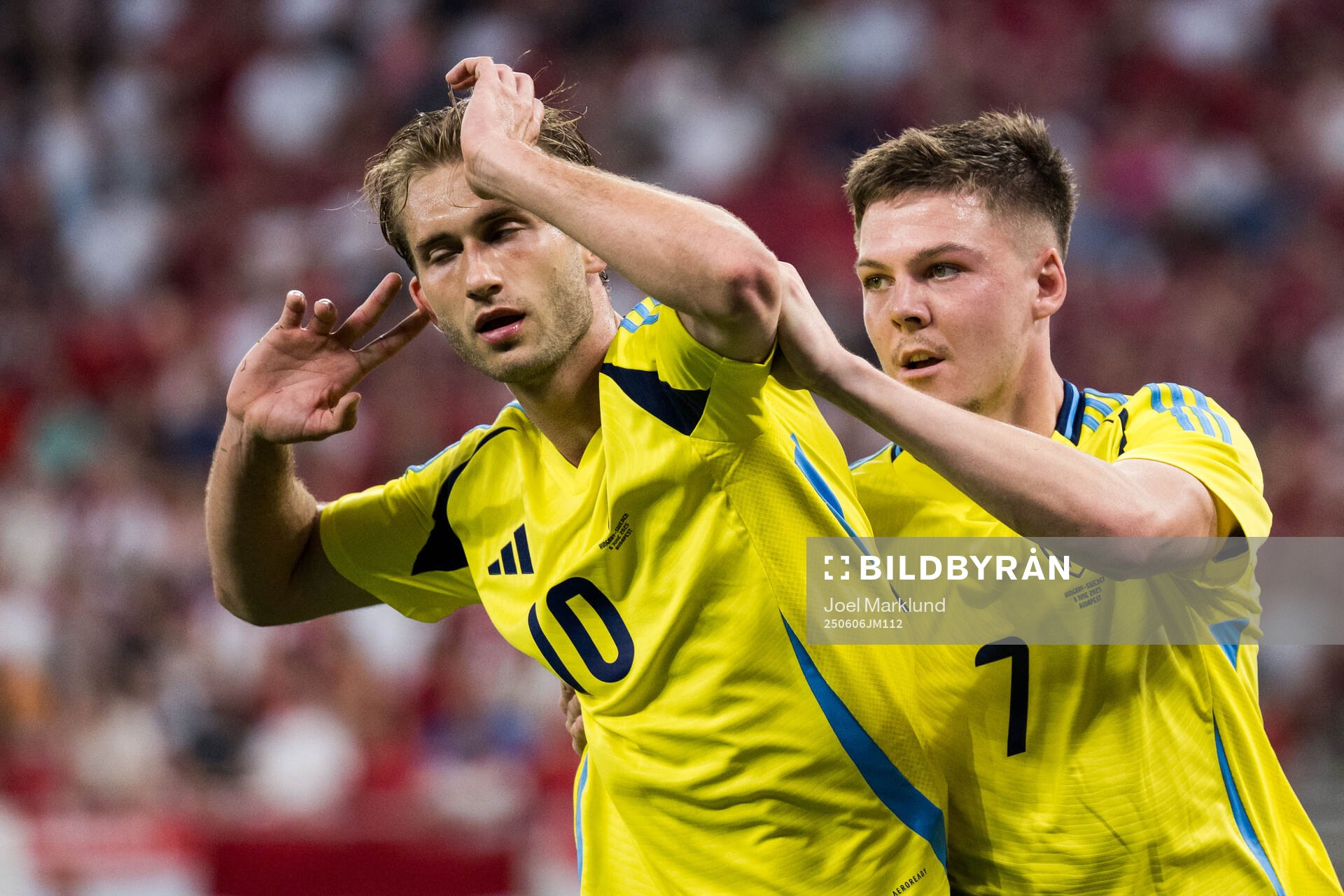 Benjamin Nygren of Sweden celebrates with Emil Holm