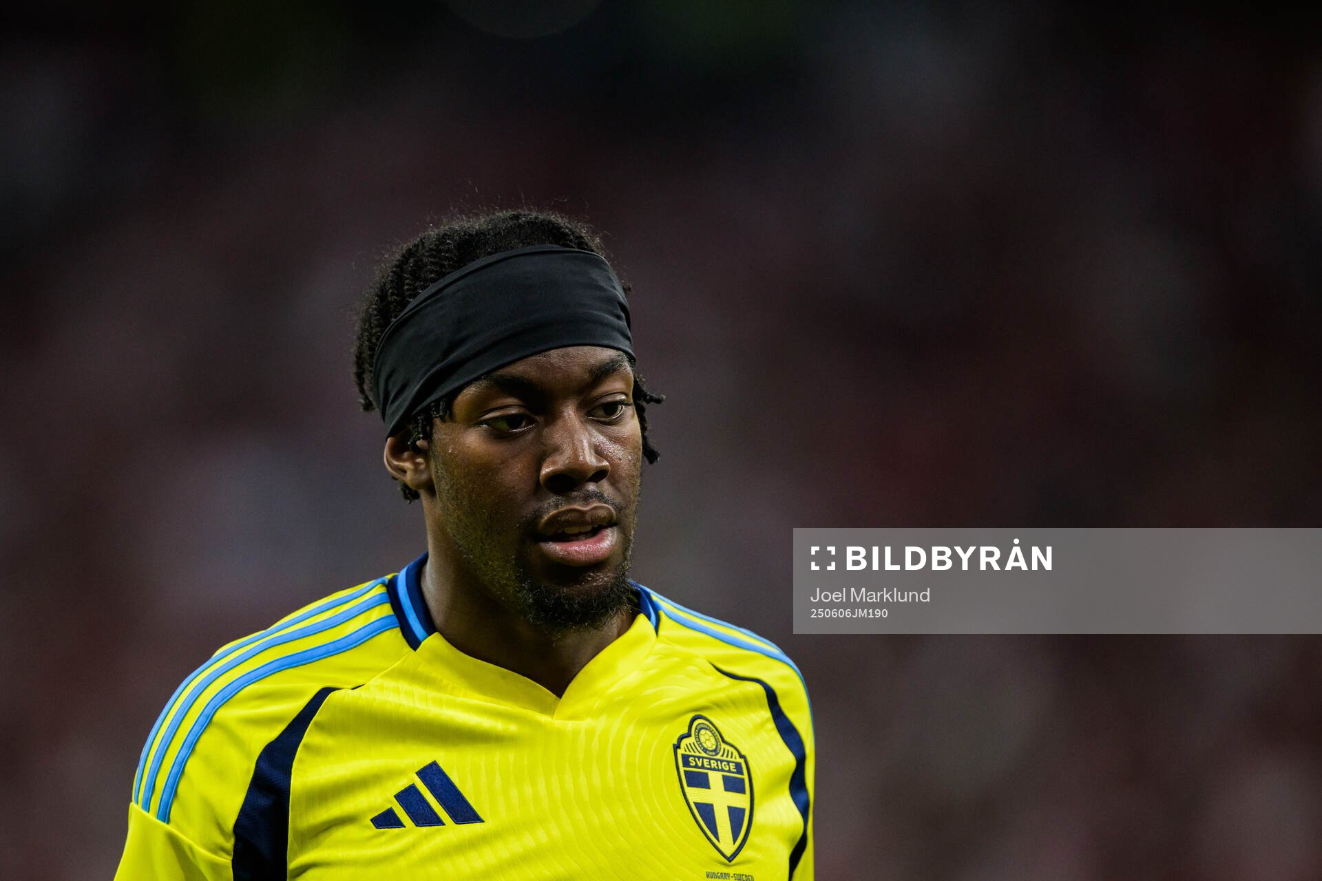 Anthony Elanga of Sweden