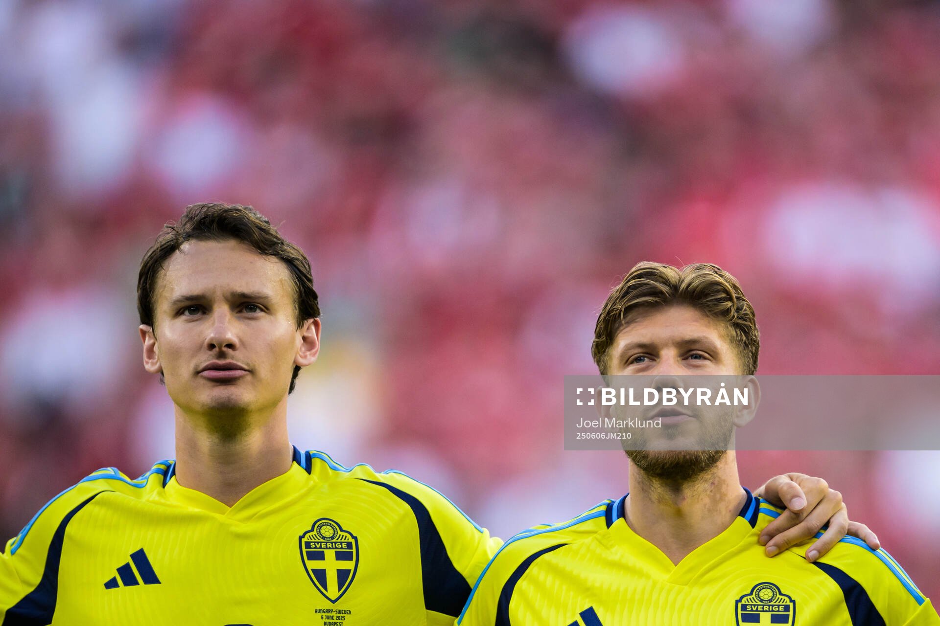 Hjalmar Ekdal and Anton Salétros of Sweden singing the
