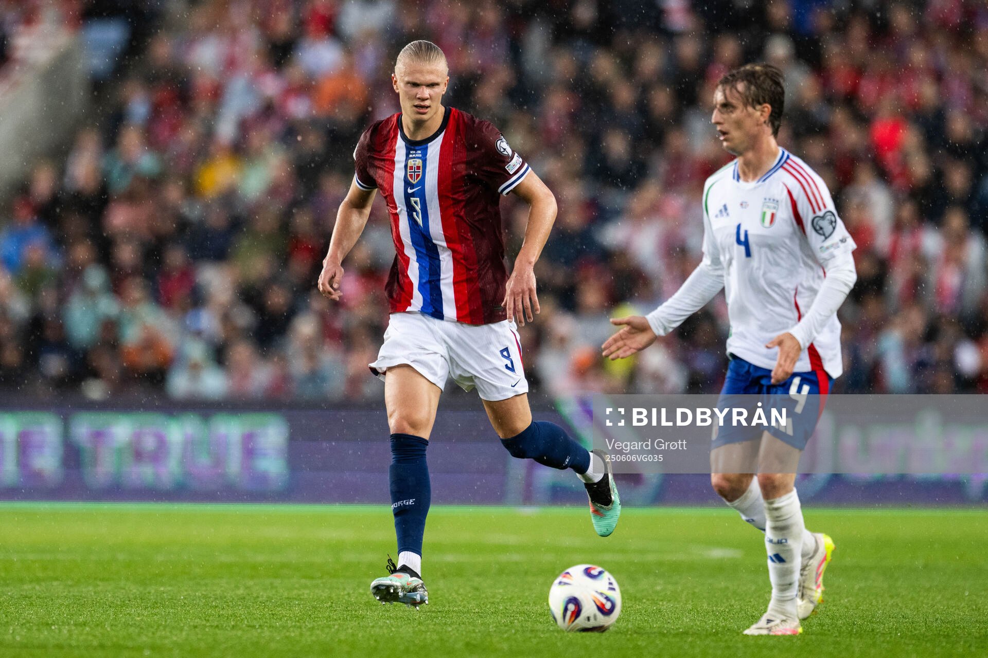 Erling Braut Haaland of Norway and Nicolo Rovella of Italy