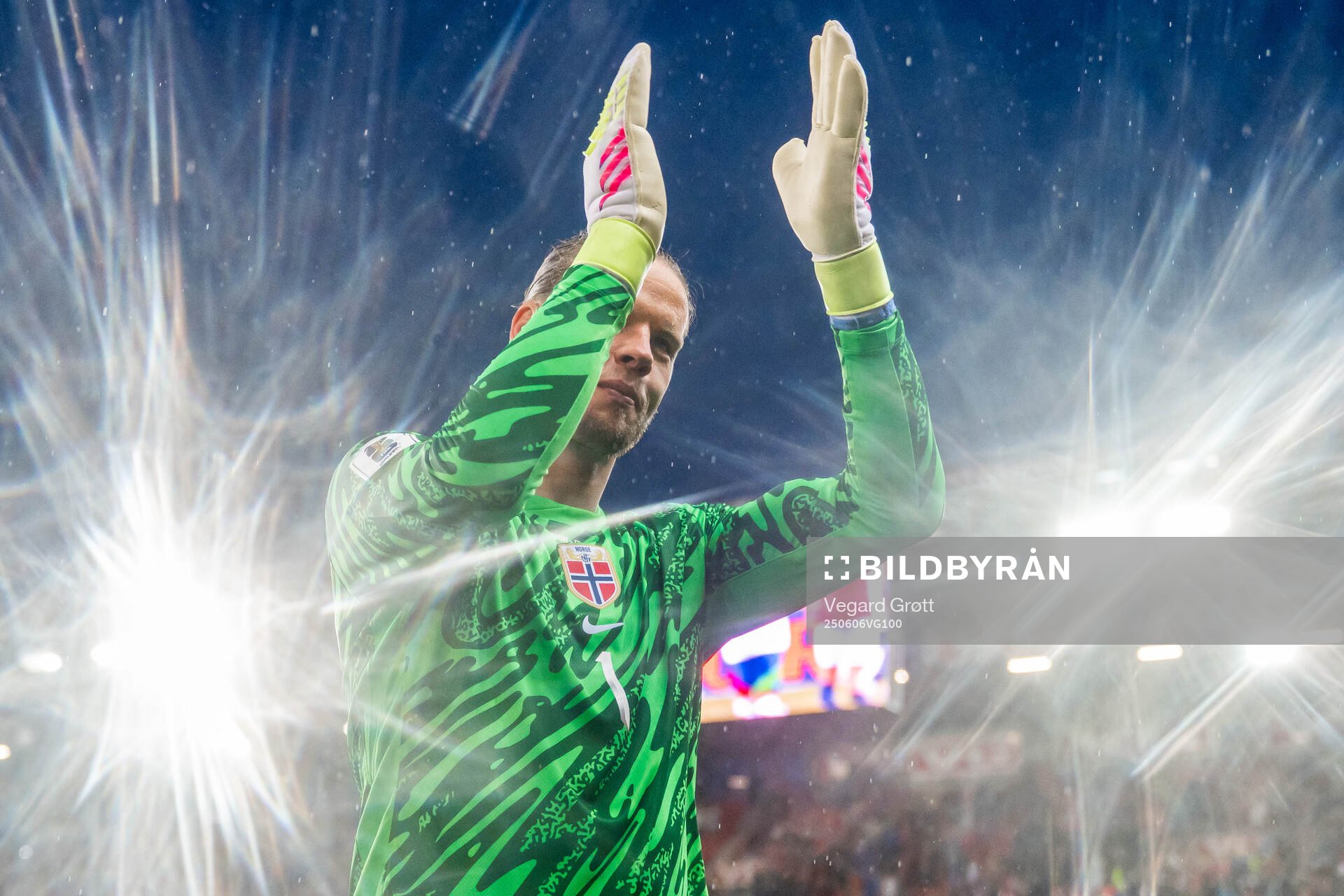 Goalkeeper Ørjan Håskjold Nyland of Norway celebrates