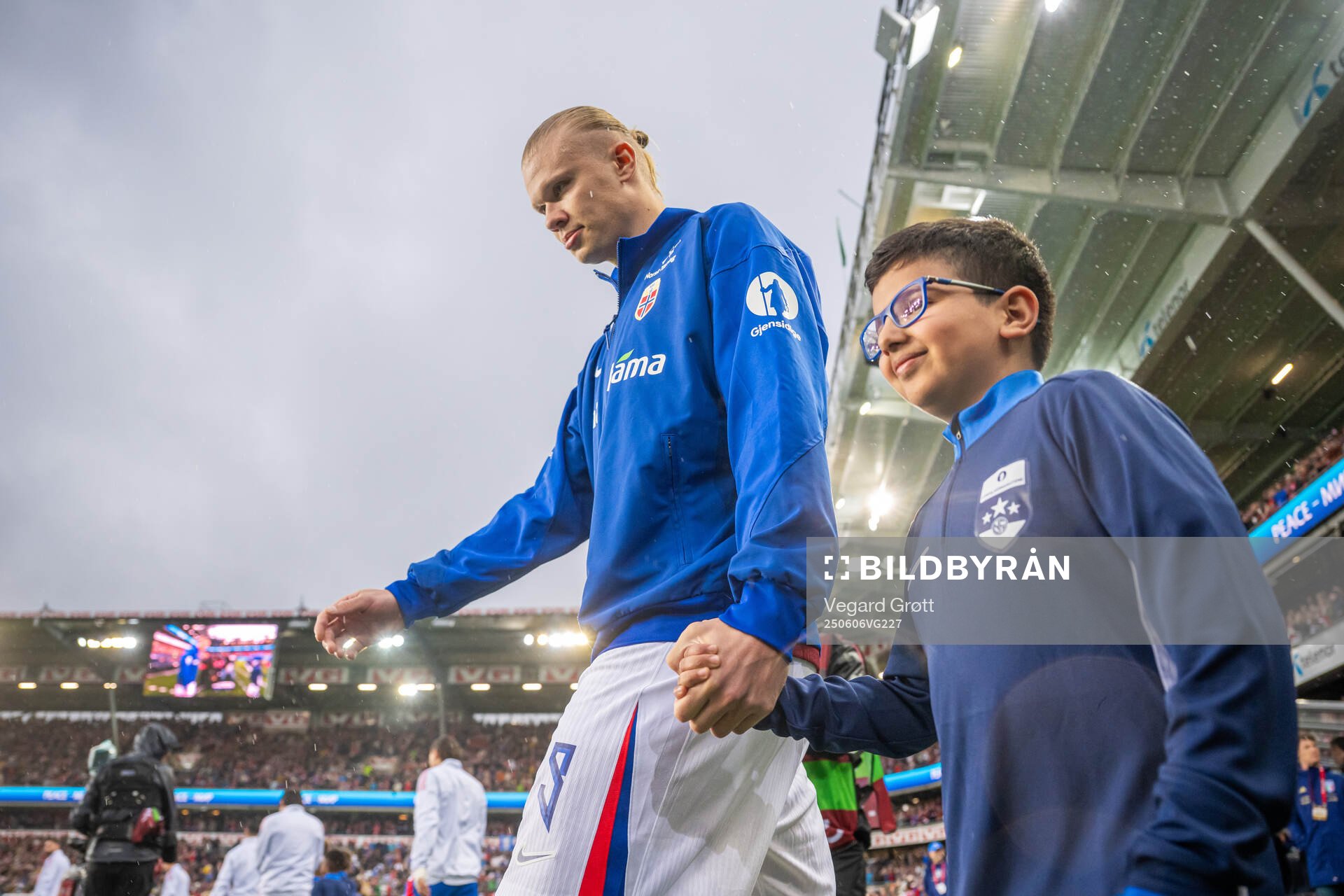 Erling Braut Haaland of Norway enters the pitch
