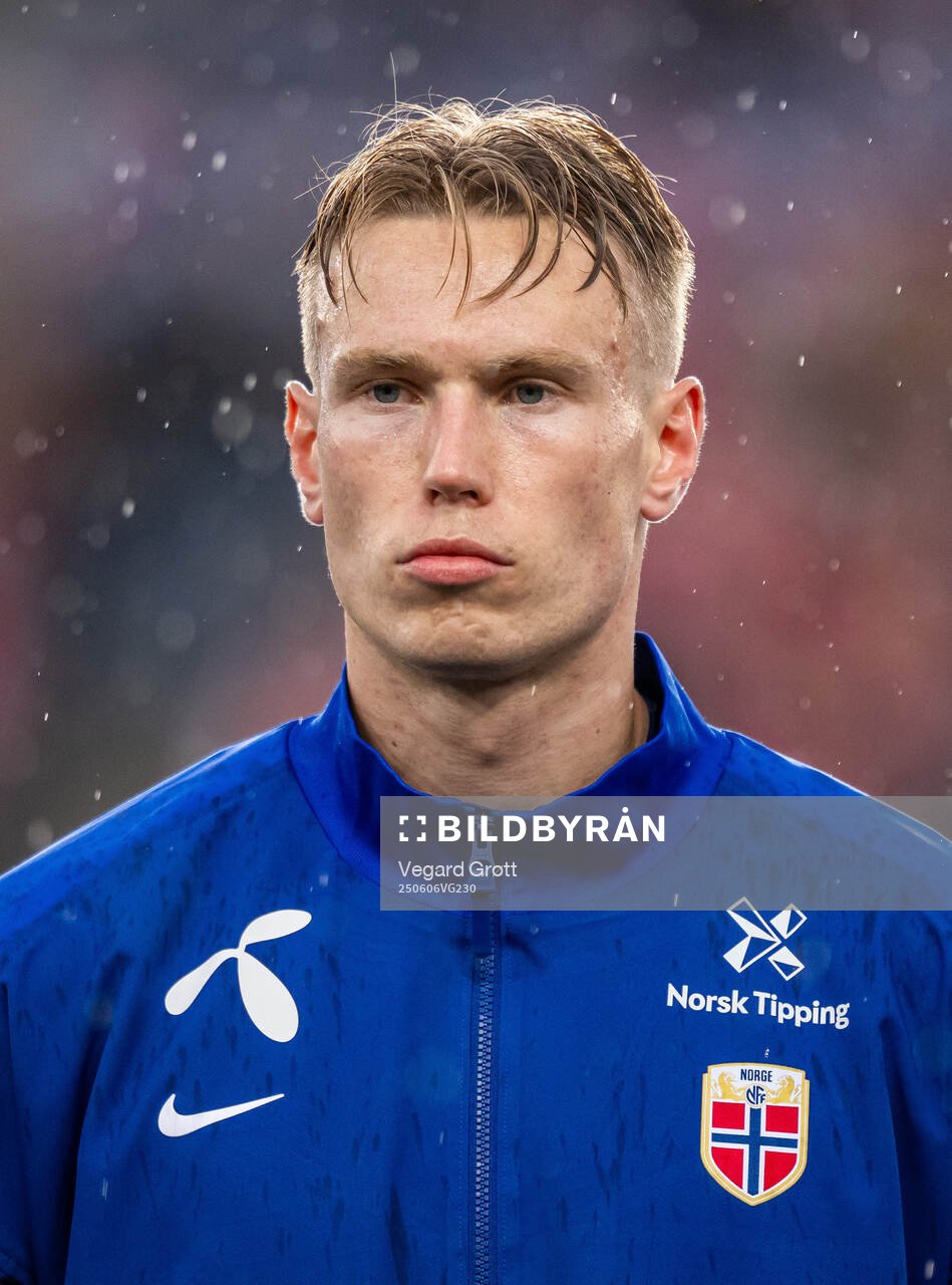 Torbjørn Lysaker Heggem of Norway line up