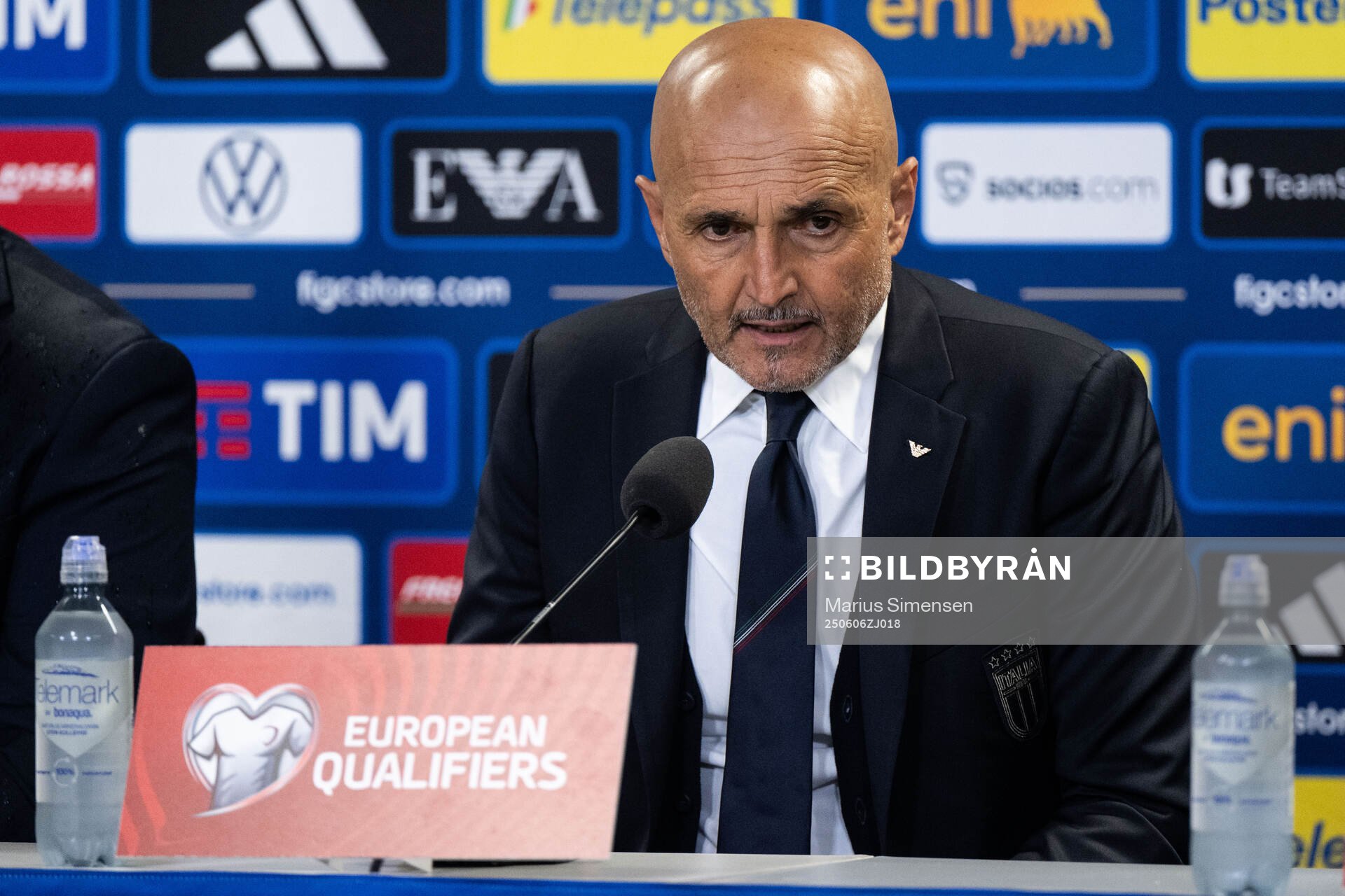 Head coach Luciano Spalletti of Italy