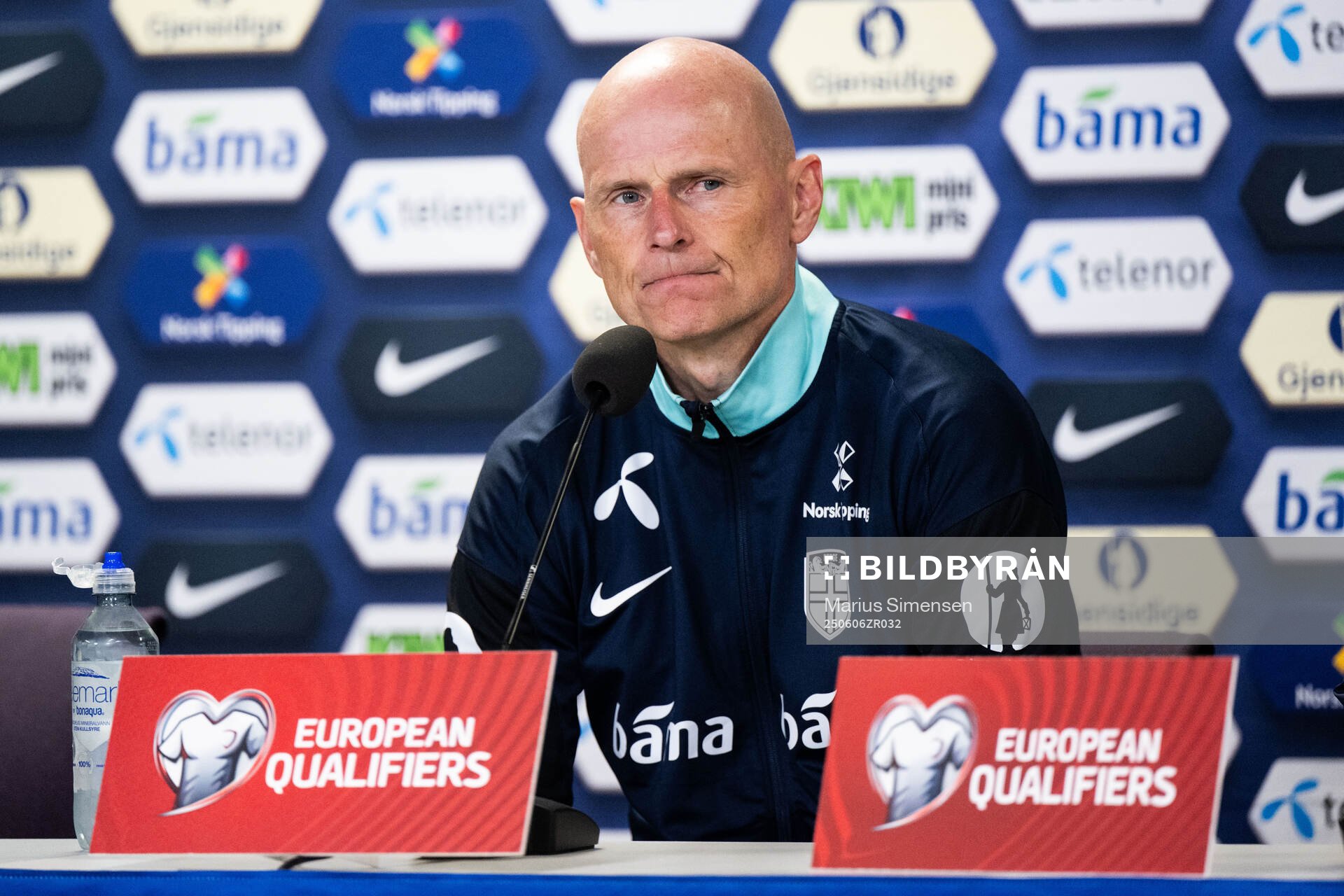Head coach Ståle Solbakken of Norway