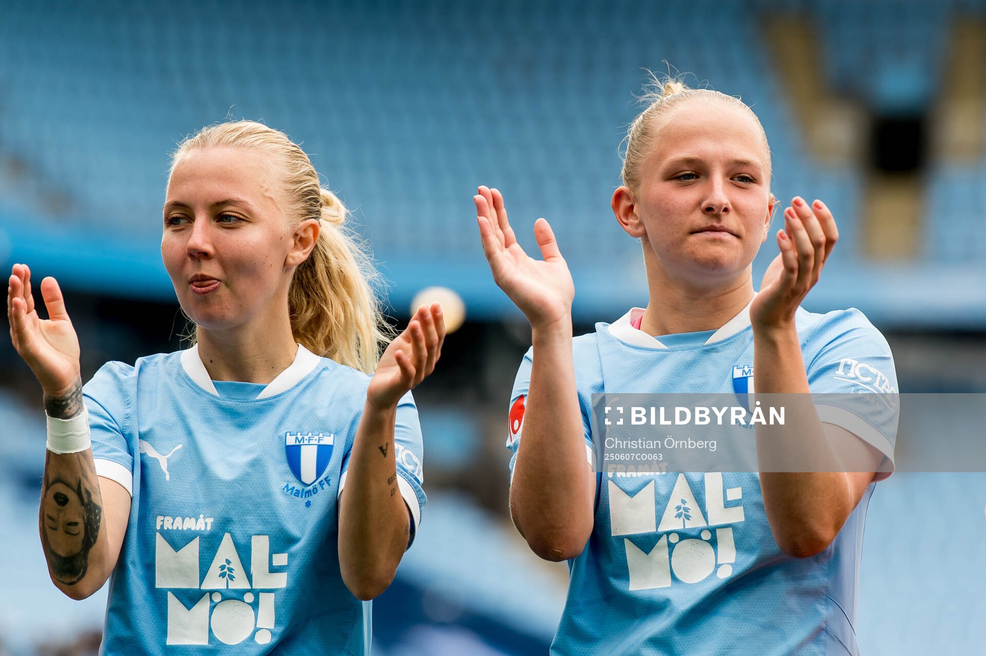 Malmö FFs Nathalie Hoff Persson och Tuva Skoog jublar