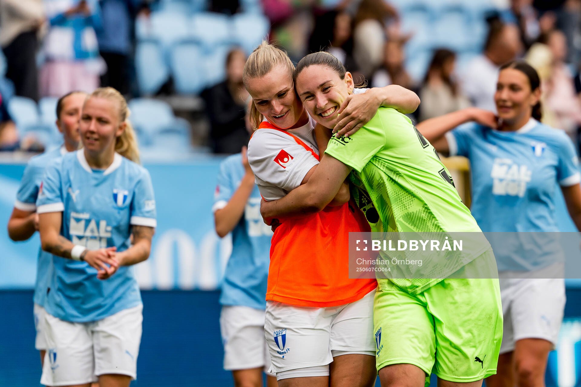 Malmö FFs målvakt Moa Öhman jublar