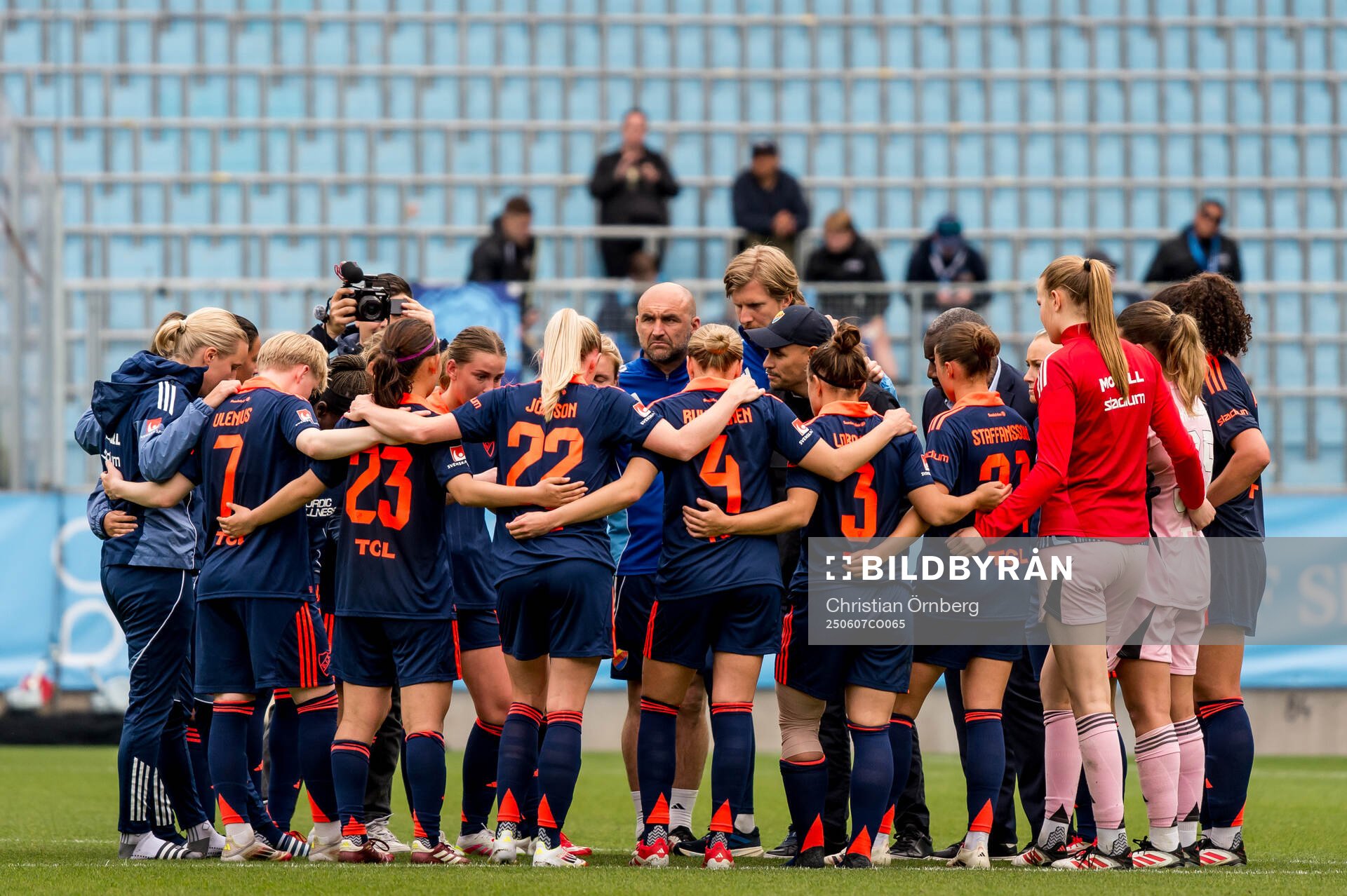Djurgårdens spelare och ledare samlade