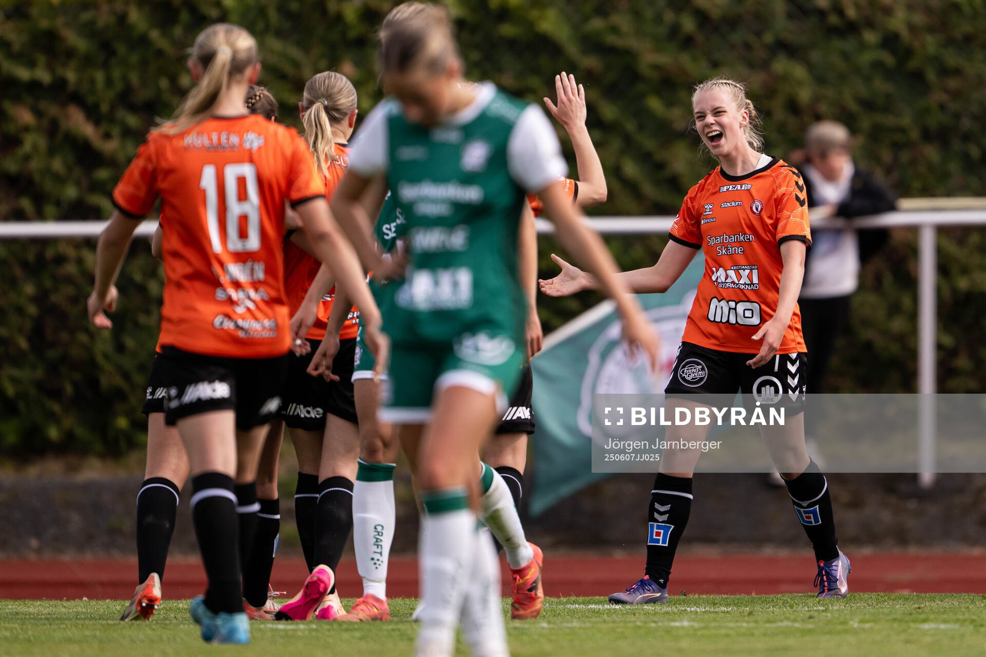 Kristianstads Katla Tryggvadottir jublar