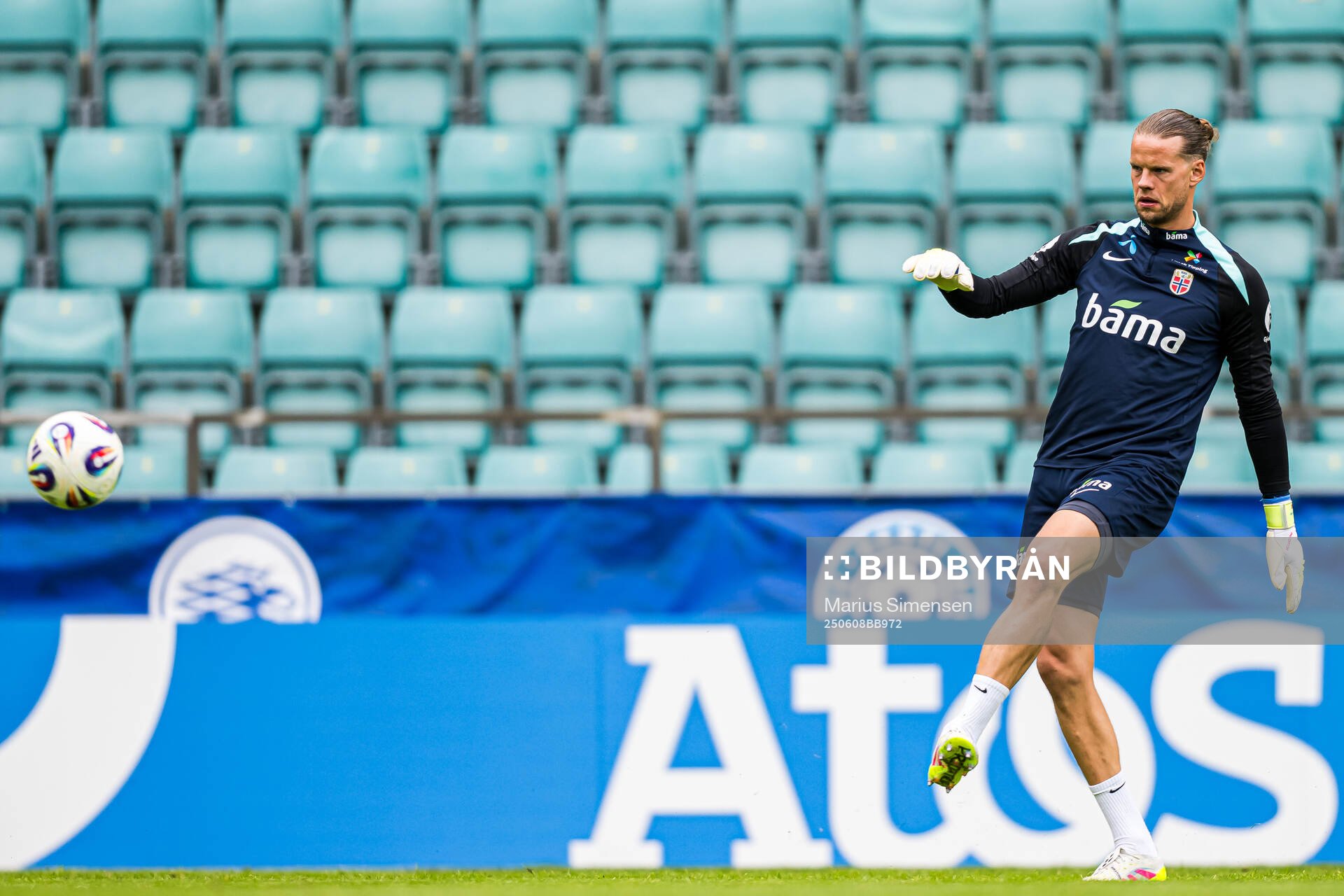 Goalkeeper Ørjan Håskjold Nyland of the Norwegian