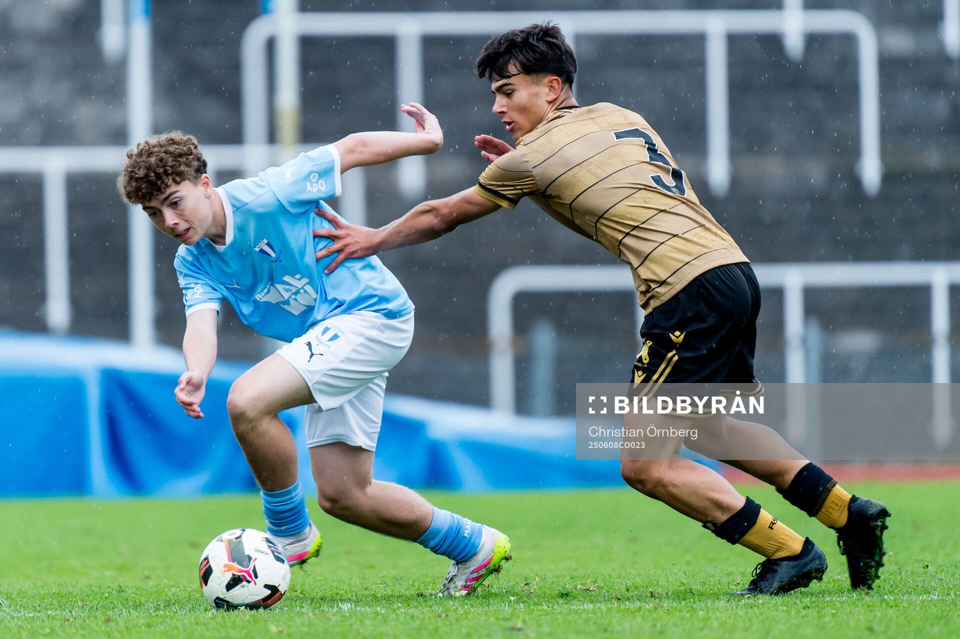 Malmö FFs Colin Stark och Real Sociedads Xanet De Lucas