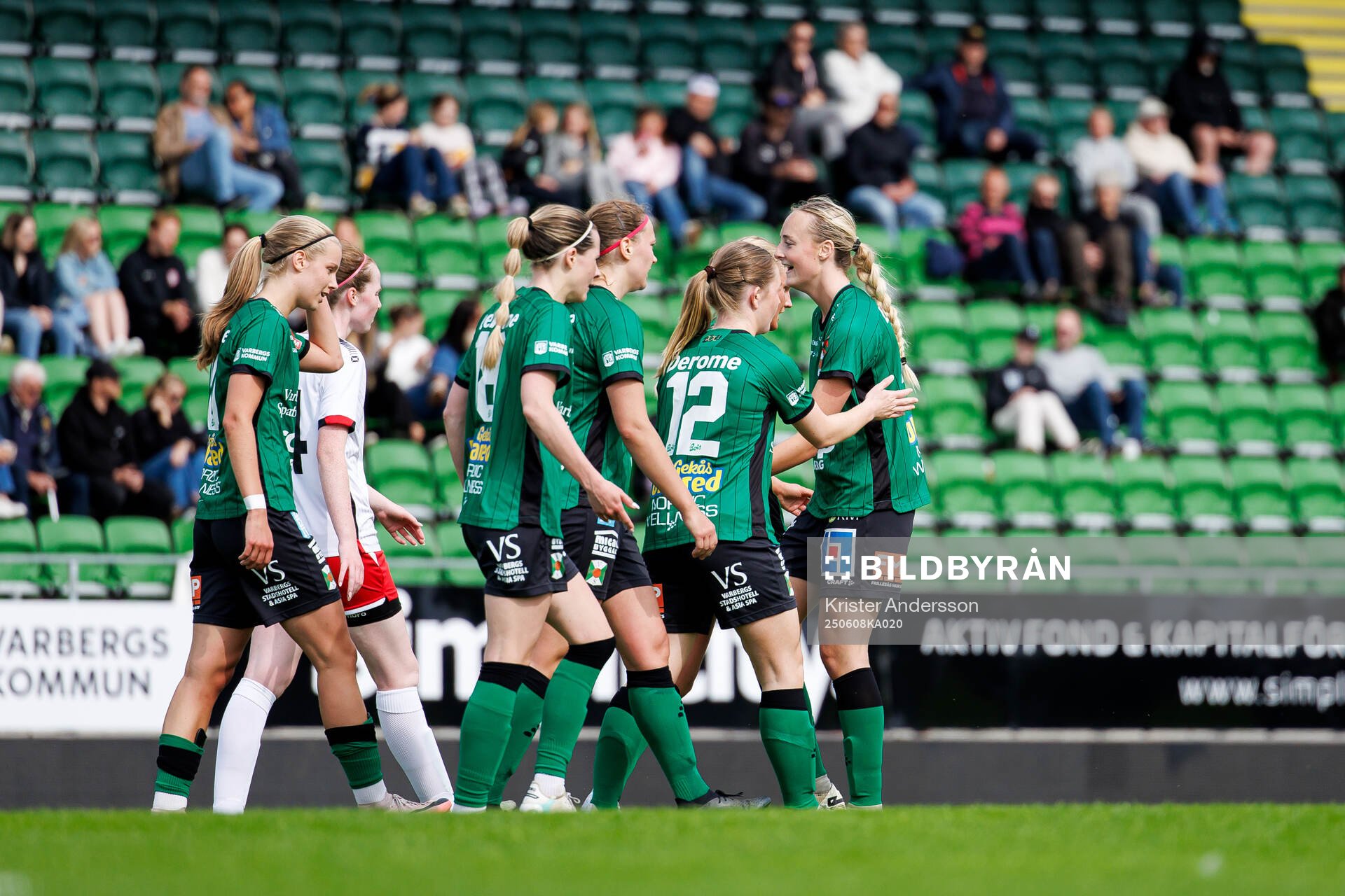 Varbergs spelare jublar