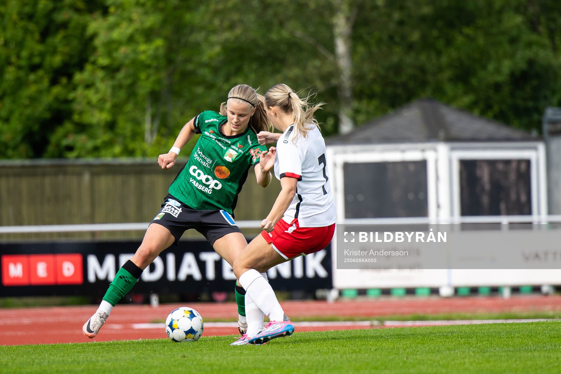 Varbergs Mollie Josefsson och Askims Lovisa Gustafsson