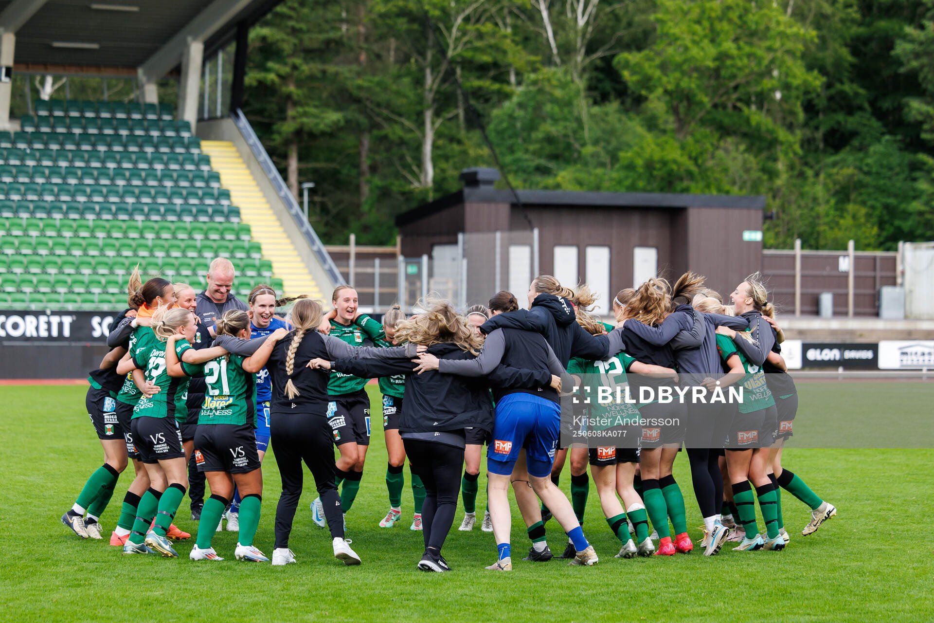 Varbergs spelare jublar