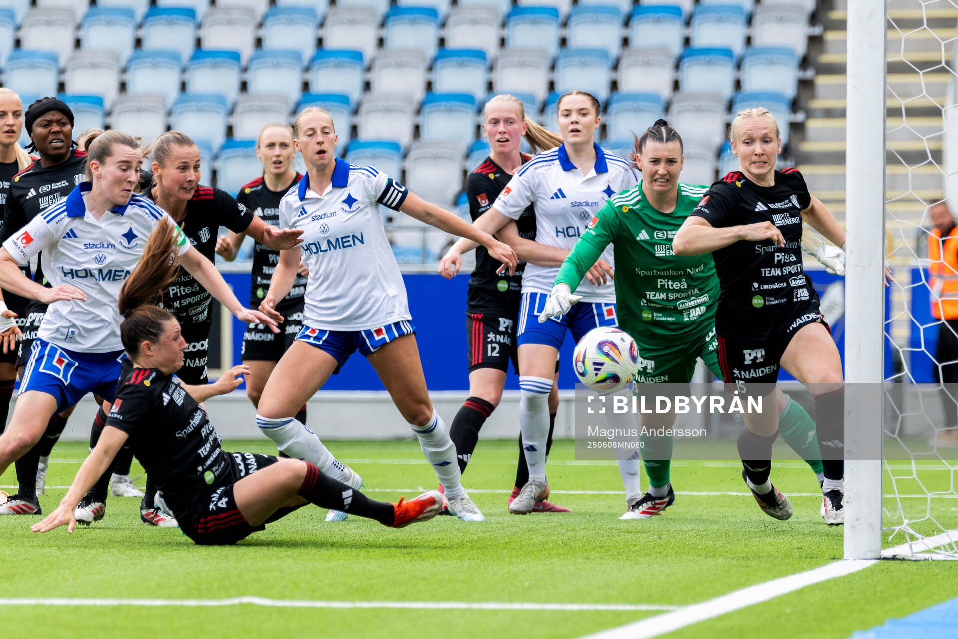 Piteås spelare och IFK Norrköpings spelare