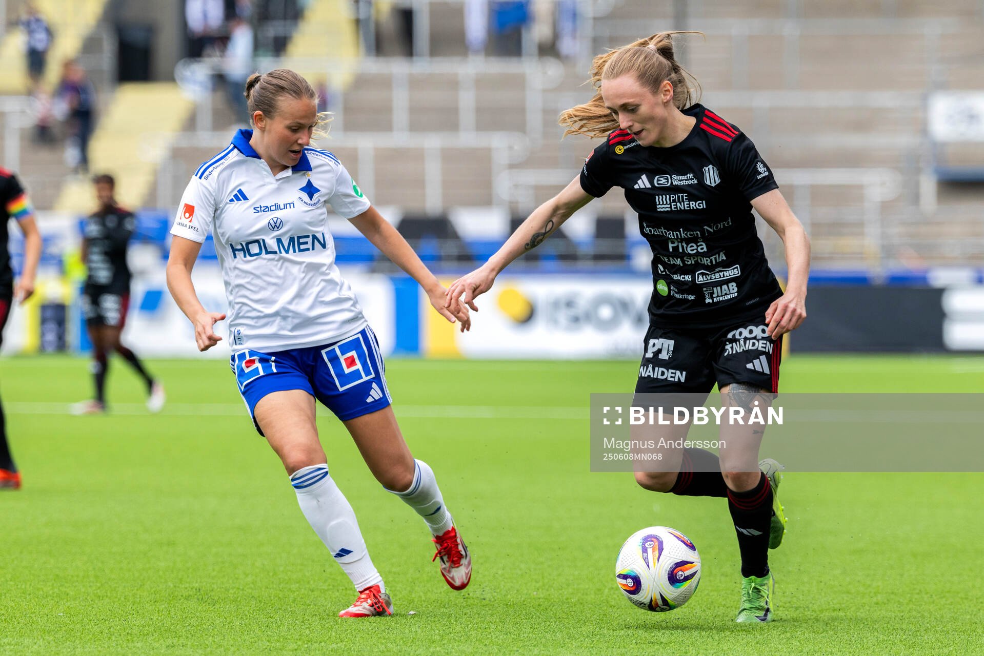 IFK Norrköpings Elsa Burvall och Piteås Asla Johannesen