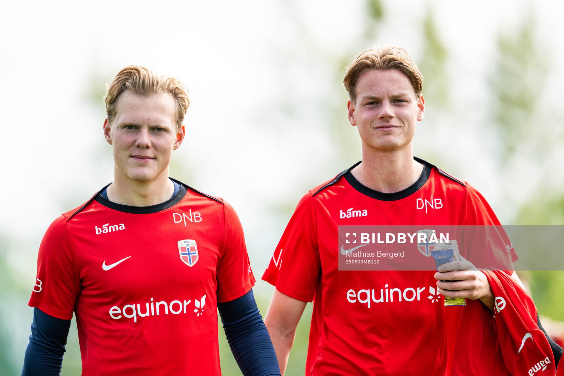Goalkeeper Einar Bøe Fauskanger and Fillip Voster Botnen