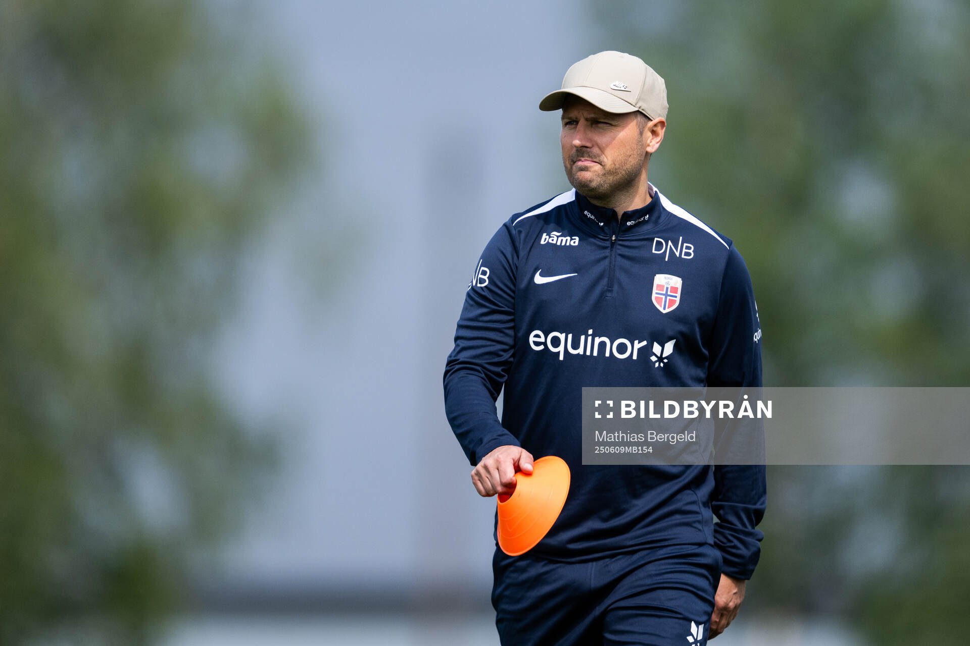 Physio Ørjan Sørhus of the Norwegian under-19 national