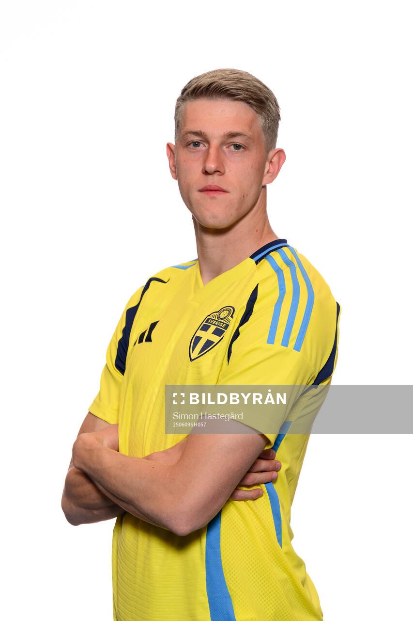 Alexander Bernhardsson of the Swedish men's national