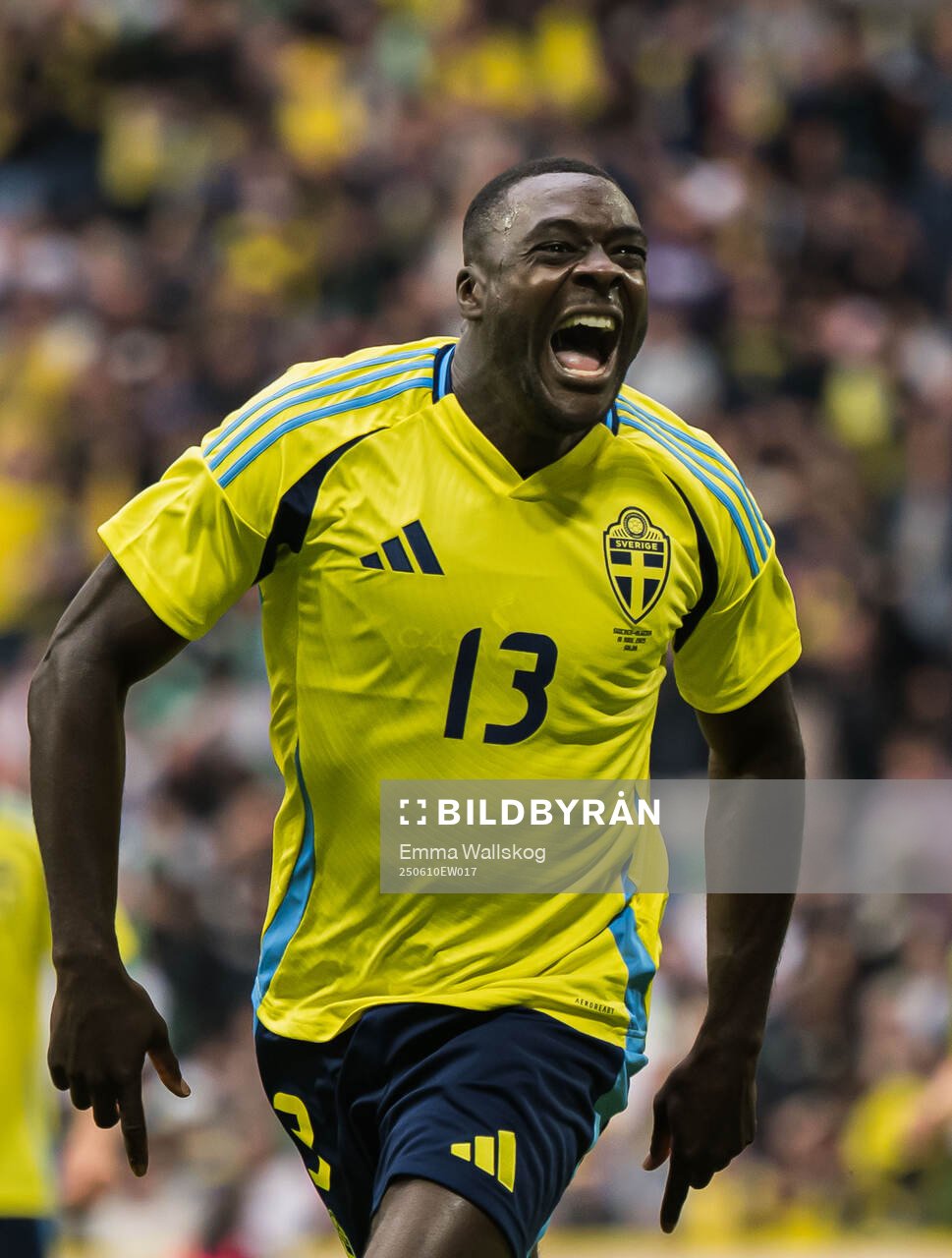 Ken Sema of Sweden celebrating