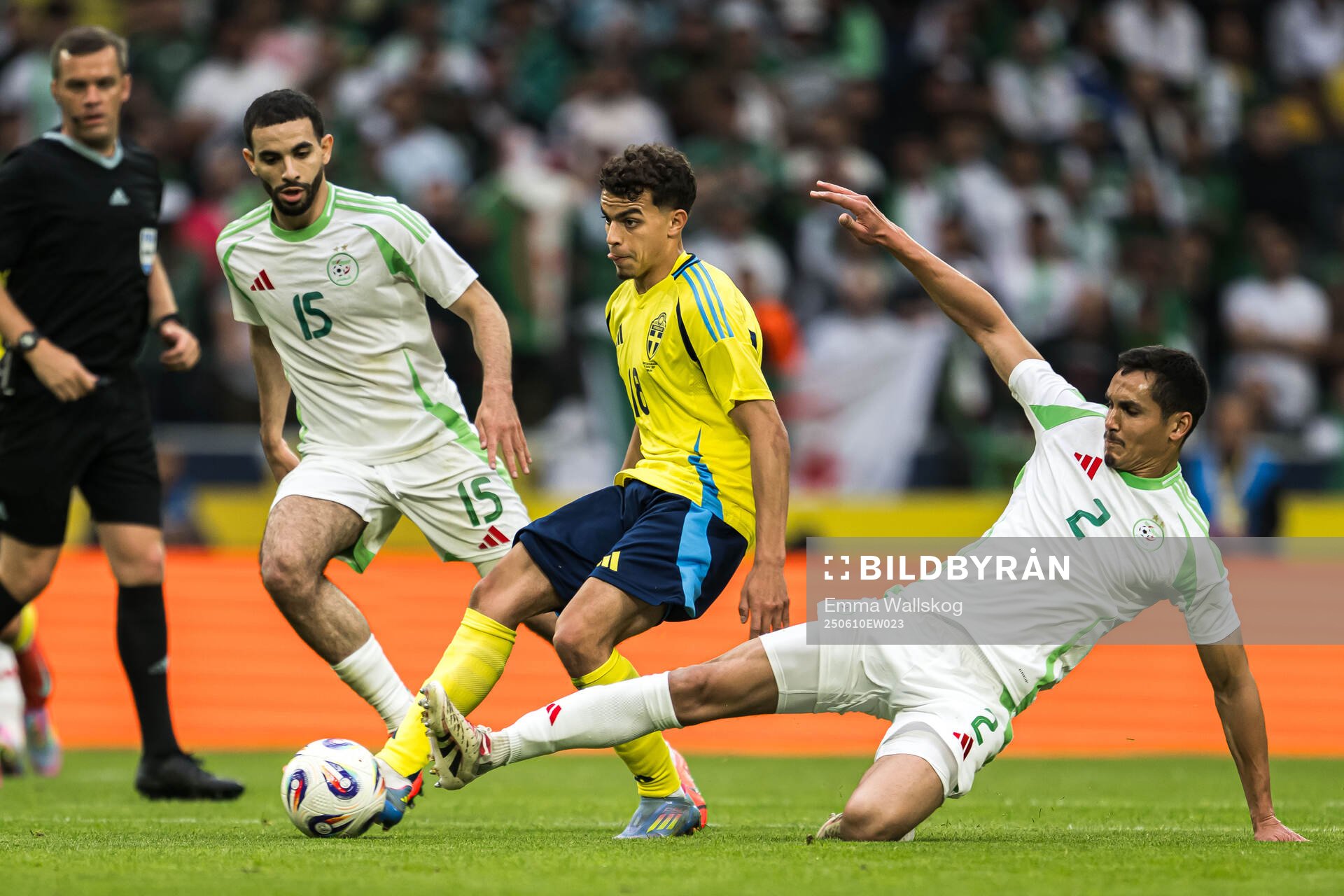 Yasin Ayari of Sweden against Rayan Ait Nouri and Aissa
