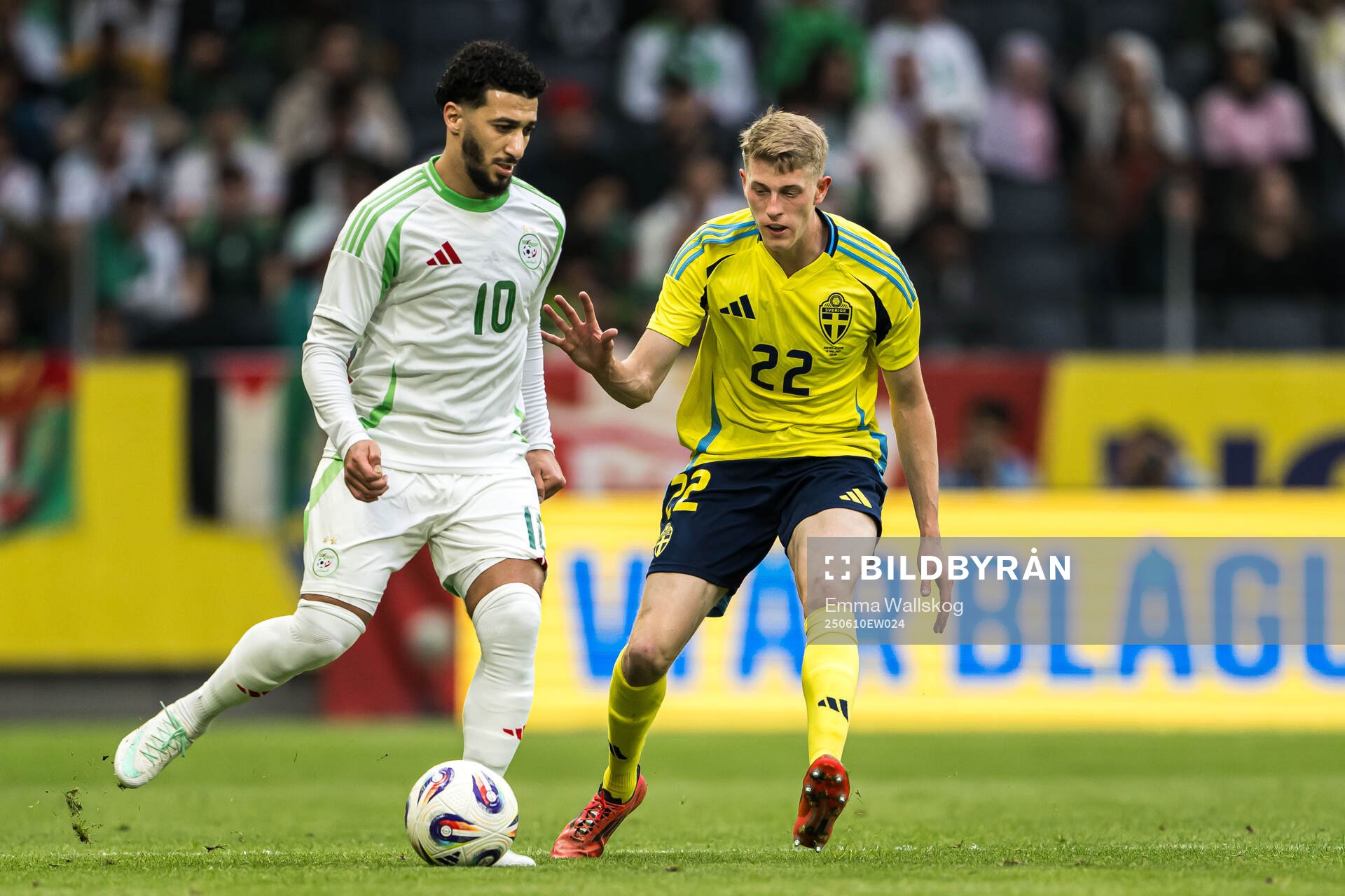 Said Benrahma of Algeria and Alexander Bernhardsson of