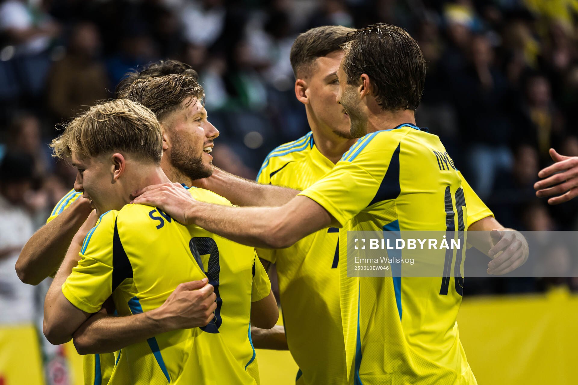 Anton Salétros and Daniel Svensson of Sweden celebrating