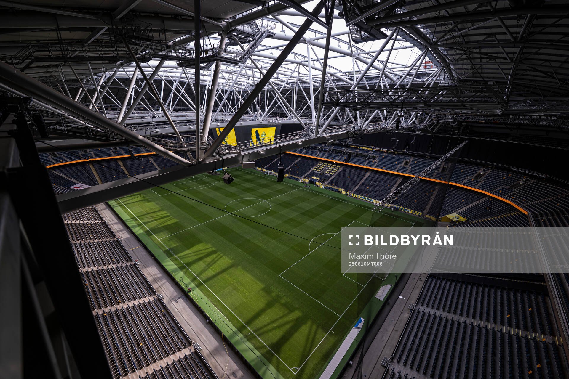 Interior view over Strawberry Arena