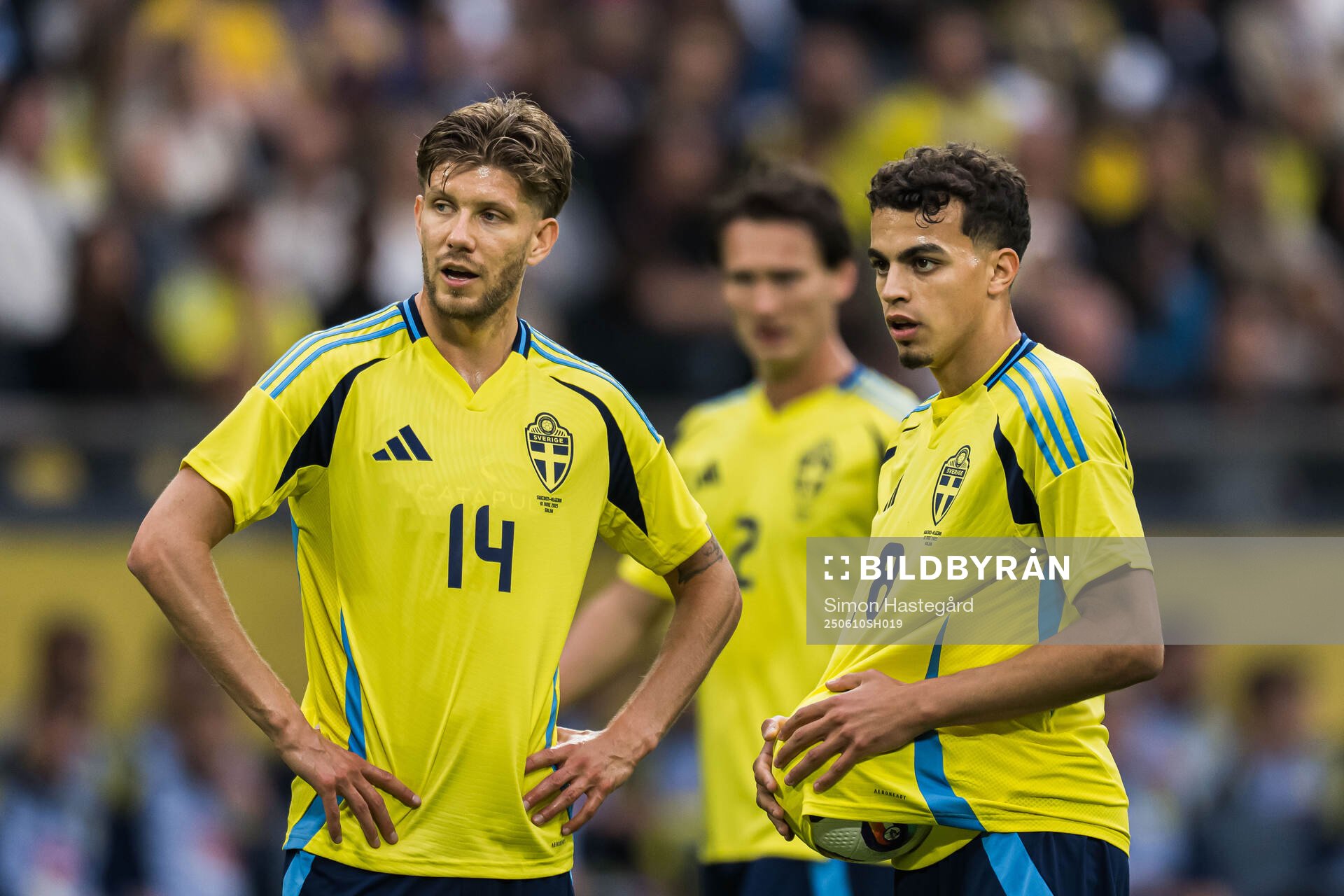 Anton Salétros and Yasin Ayari of Sweden