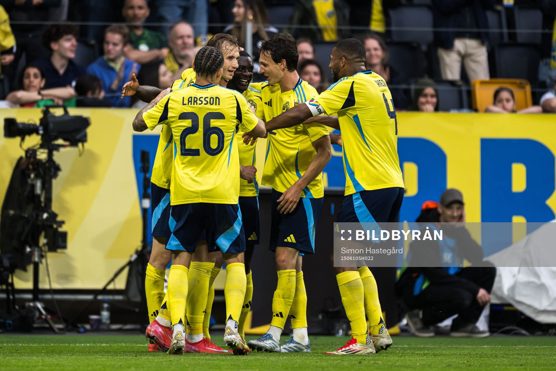 Ken Sema of Sweden celebrate his 2-0 goal with Jordan