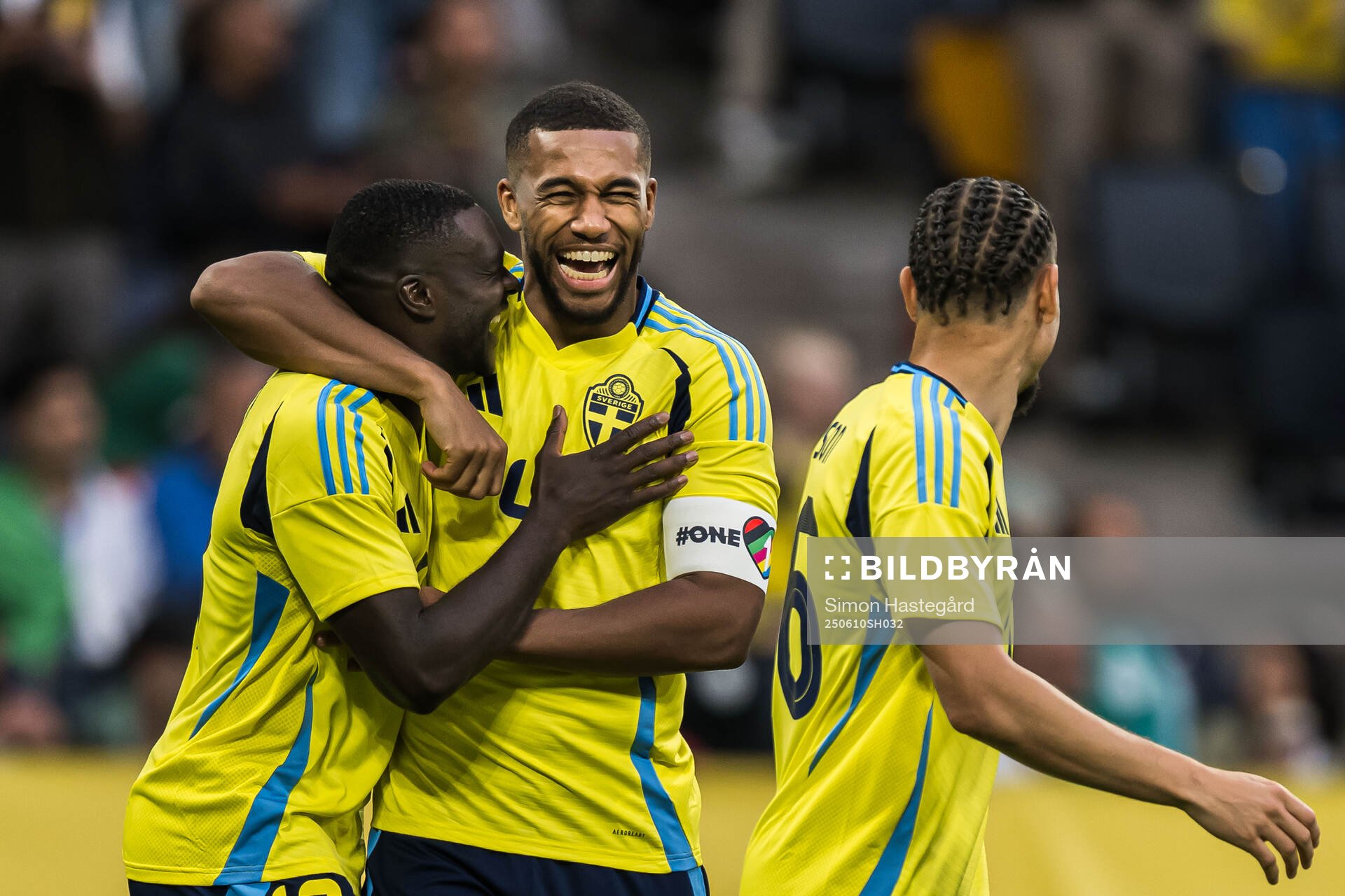 Ken Sema, Isak Hien, Jordan Larsson of Sweden celebrating