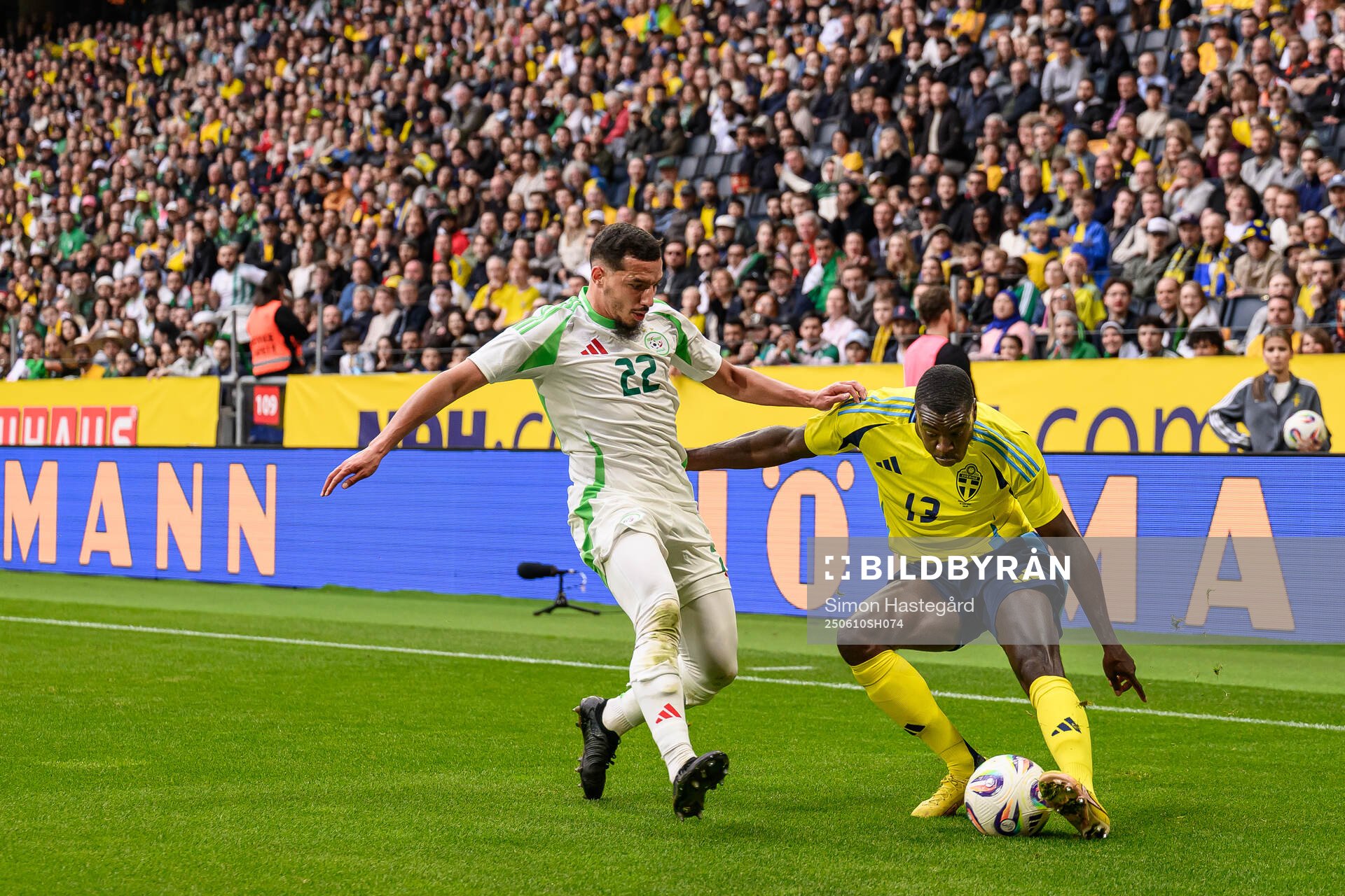 Ismael Bennacer of Algeria and Ken Sema of Sweden