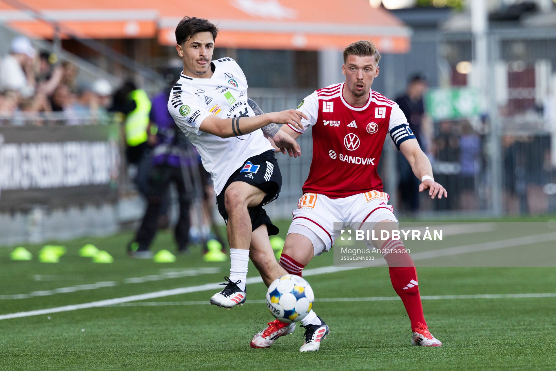 Örebros Antonio Yakoub och Sandvikens IFs Gustav Thörn