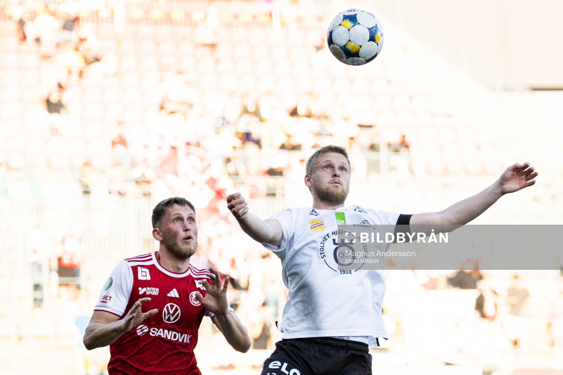 Sandvikens IFs Emil Engqvist och Örebros Karl Holmberg