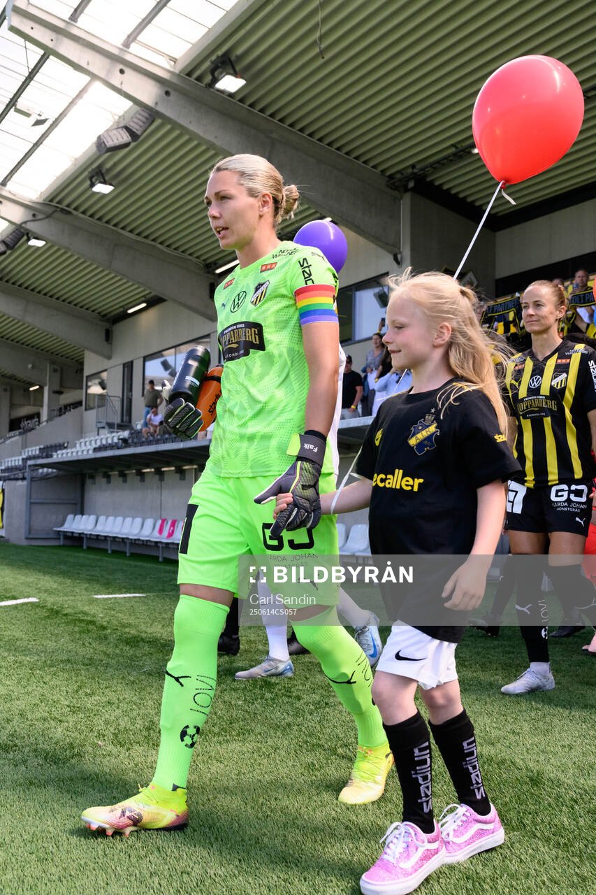 Häckens målvakt Jennifer Falk