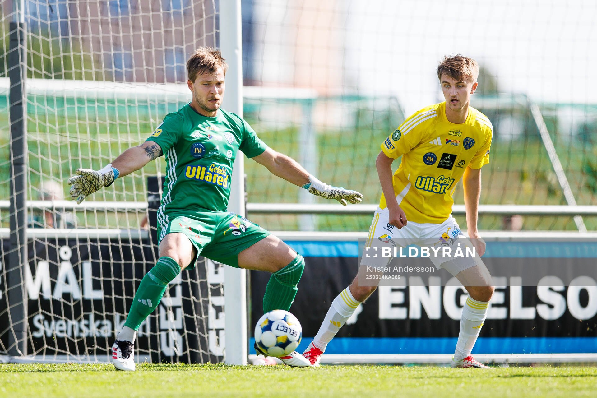 Falkenbergs målvakt Anton Andersson och Melker Larsson