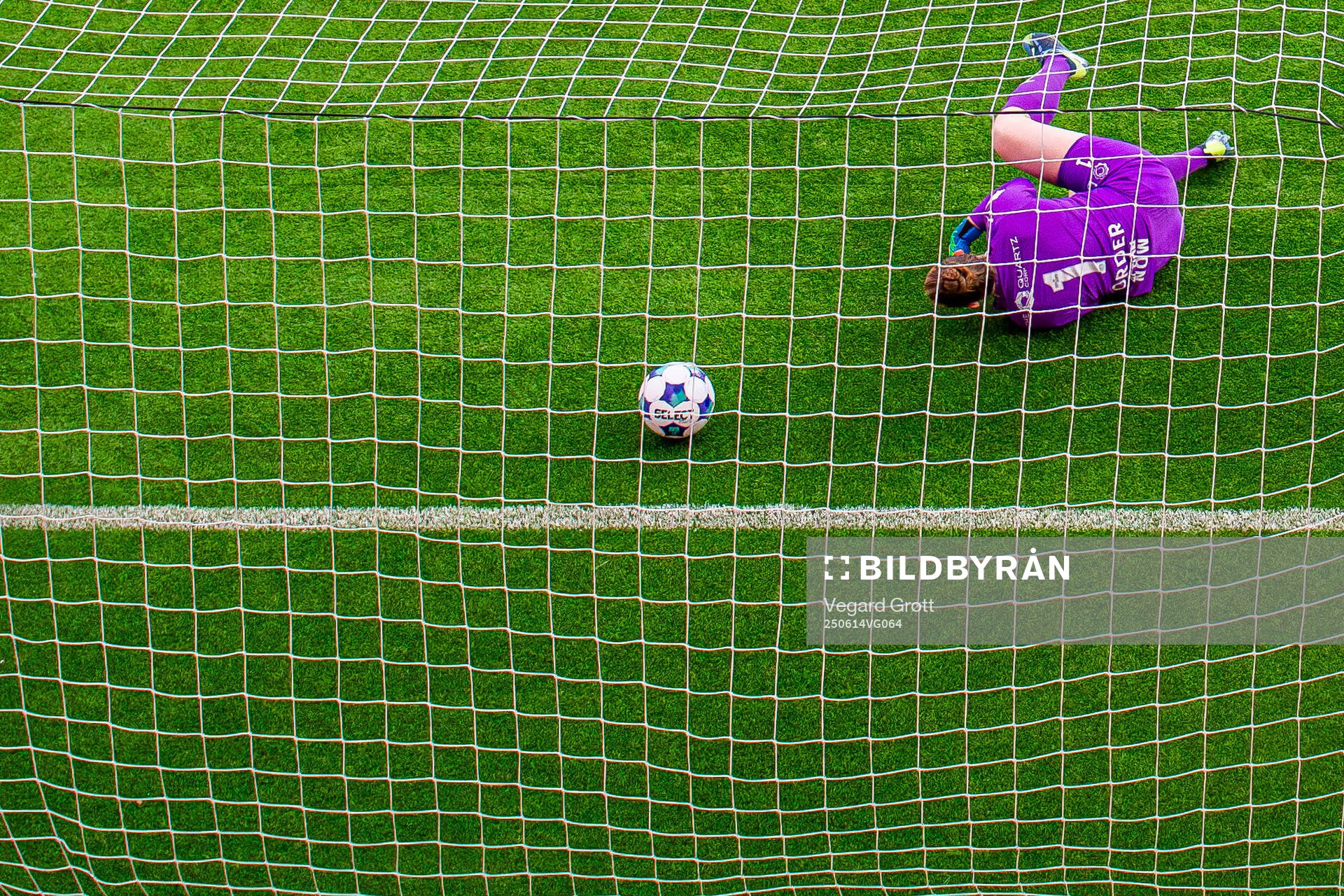 Goalkeeper Aubrei Corder of Bodø/Glimt lets in the 0-2 goal
