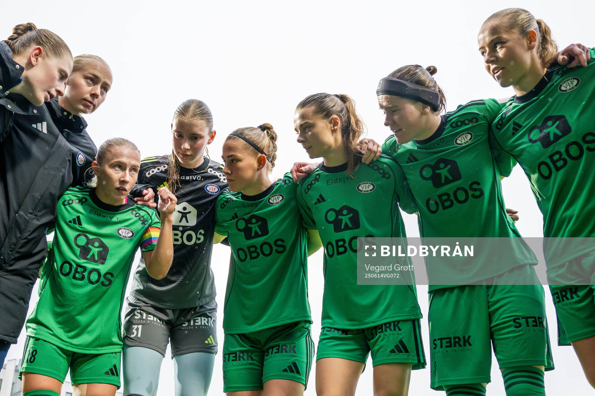 Sara Hørte, Thea Bjelde, goalkeeper Thiril Rækstad