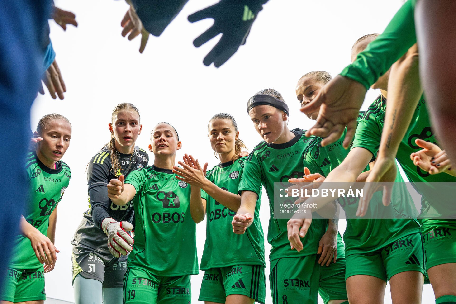 Thea Bjelde, goalkeeper Thiril Rækstad Erichsen, Sædis
