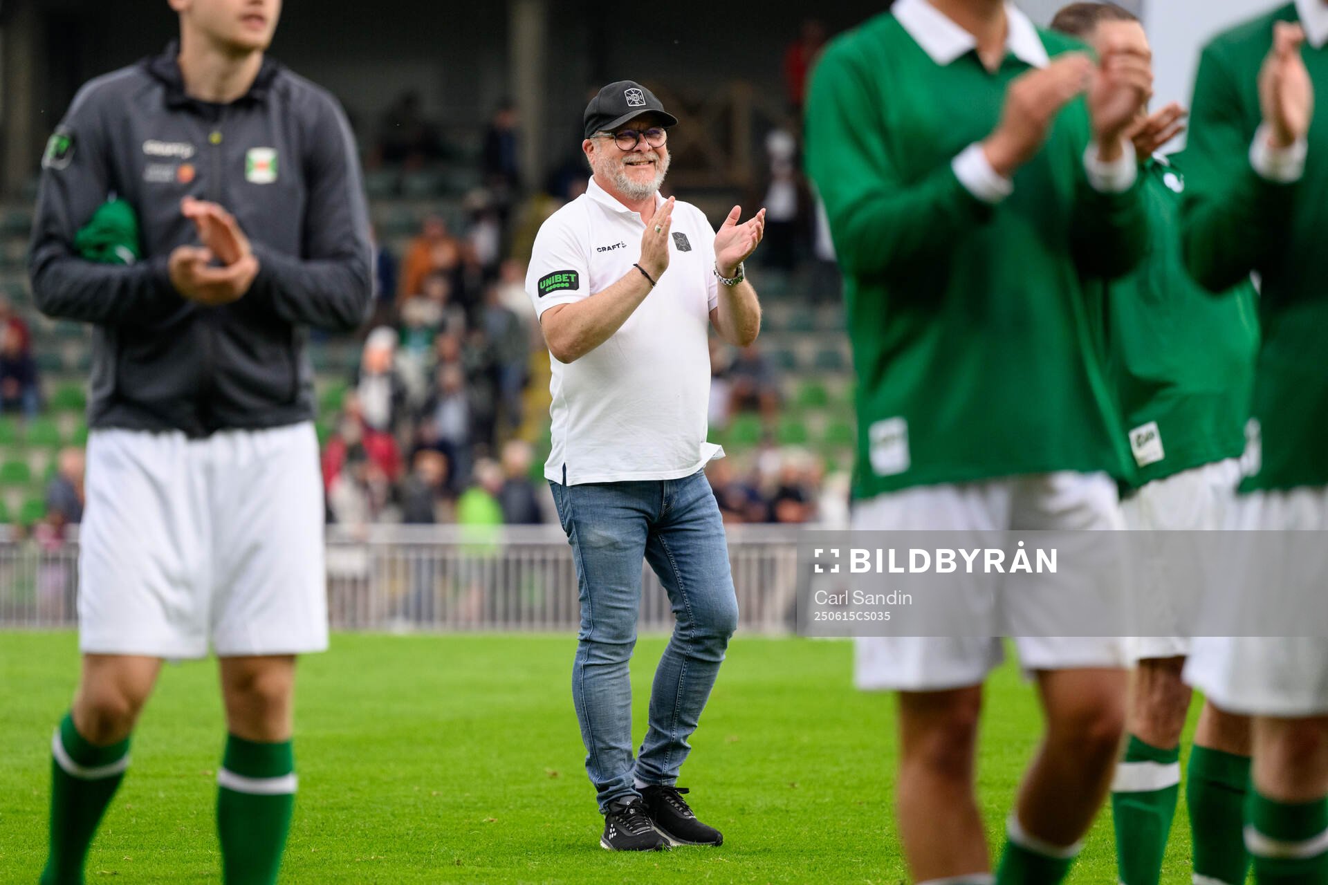 Varbergs tränare Roar Hansen jublar