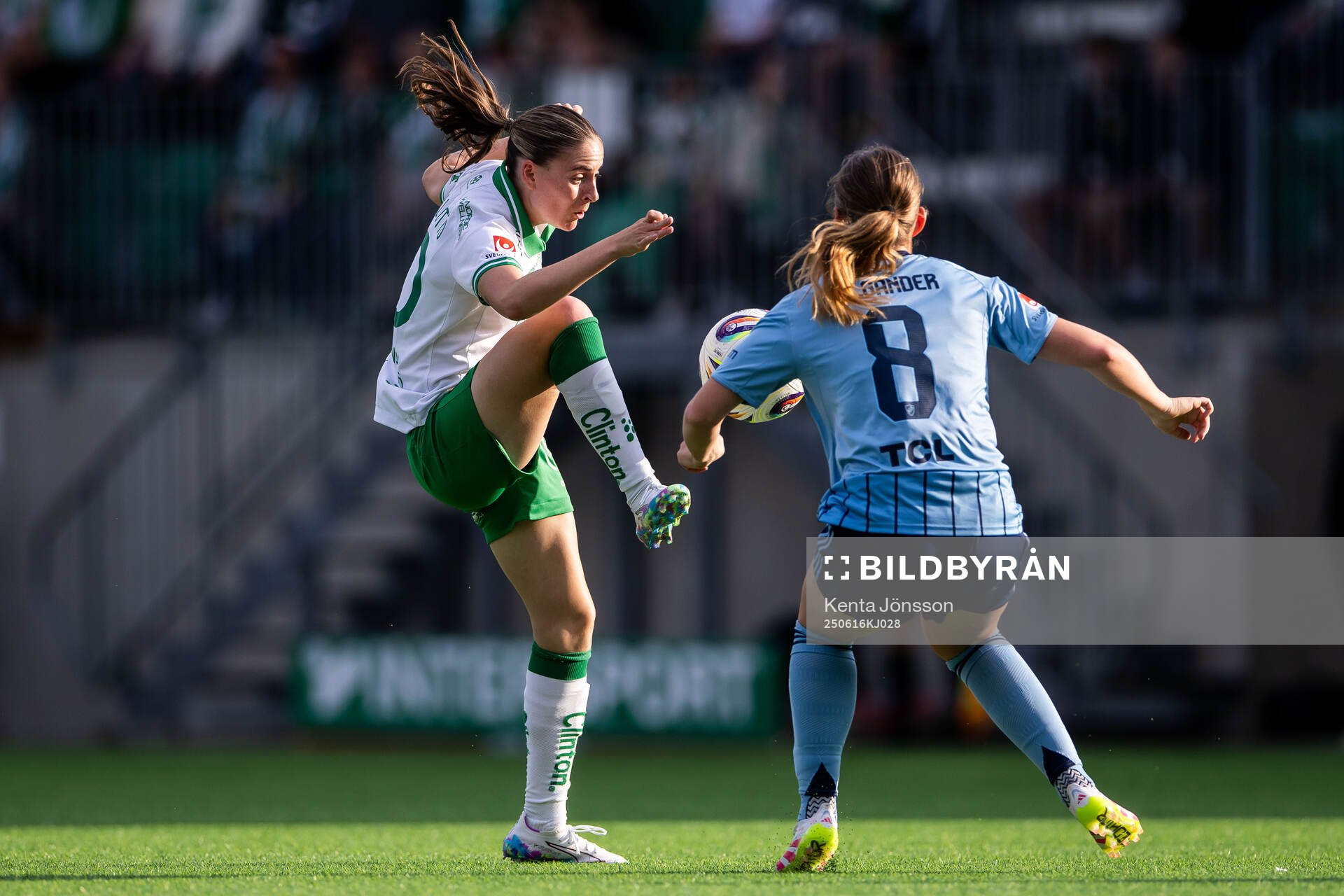 Hammarbys Smilla Vallotto och Djurgårdens Elsa Pelgander