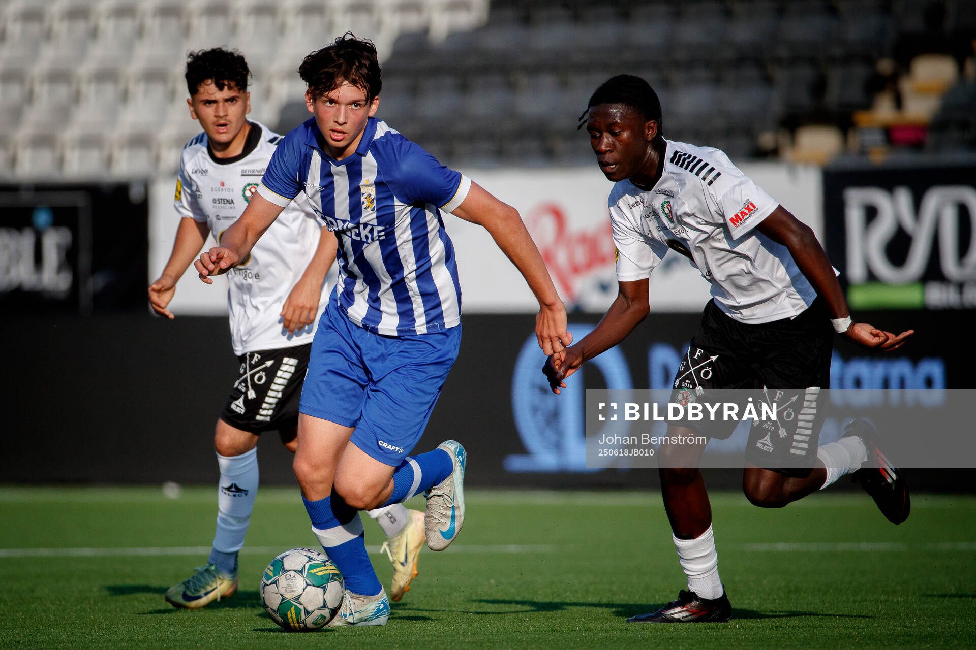 Göteborg Filip Kokolj och Örebro Odirah Felice Anichukwu