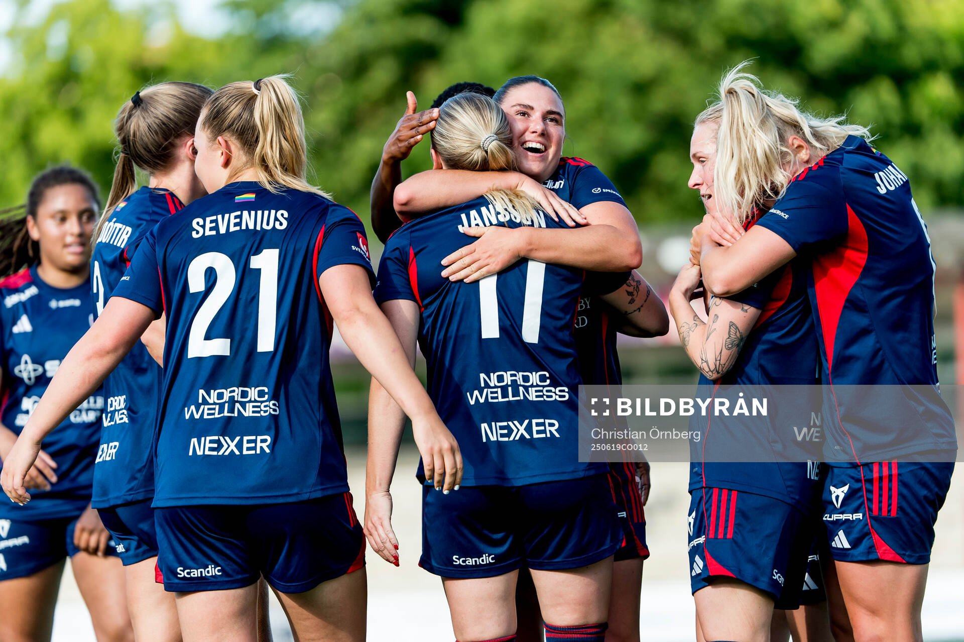 Rosengårds Emma Jansson jublar
