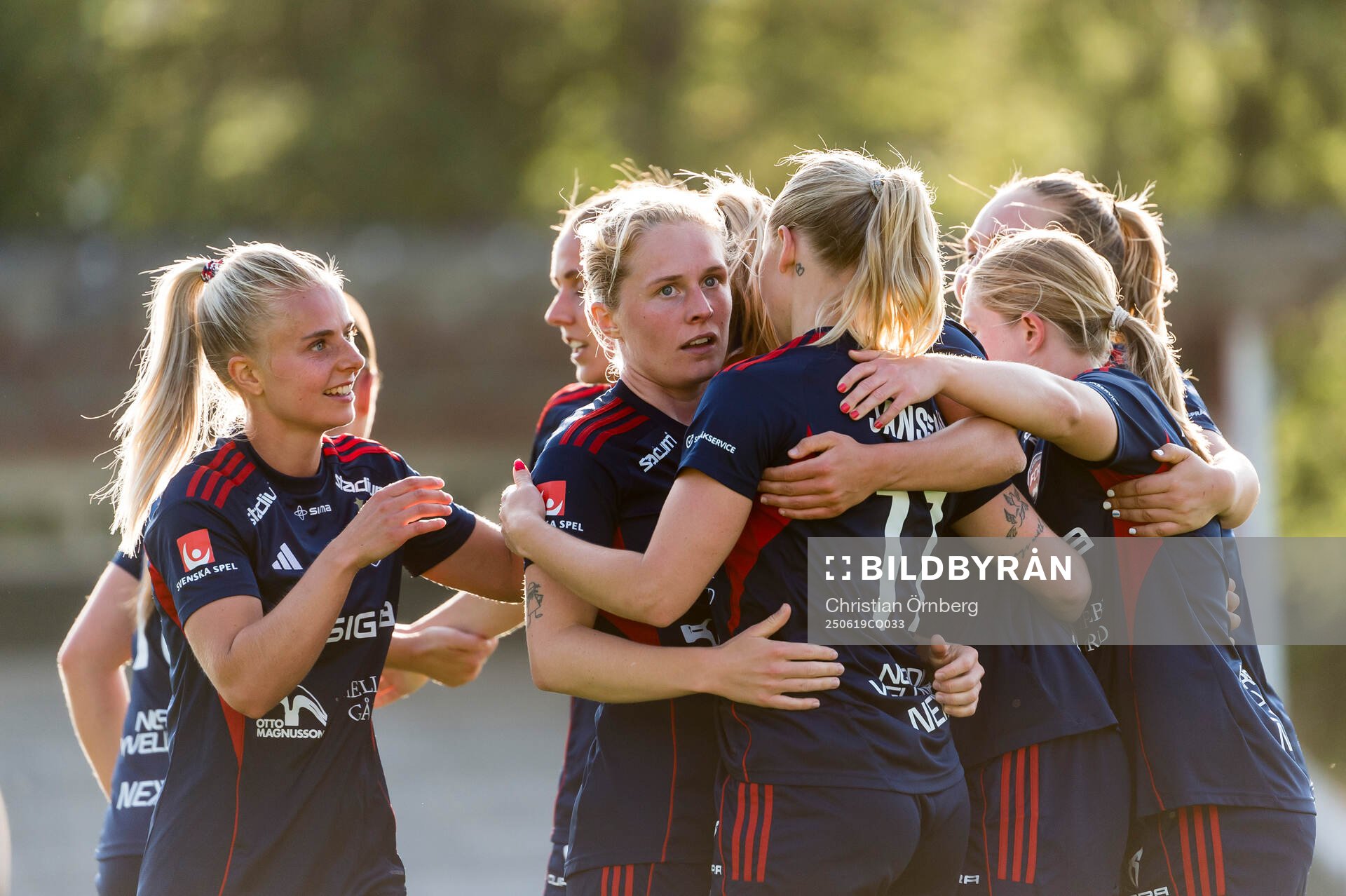Rosengårds Emilia Larsson jublar