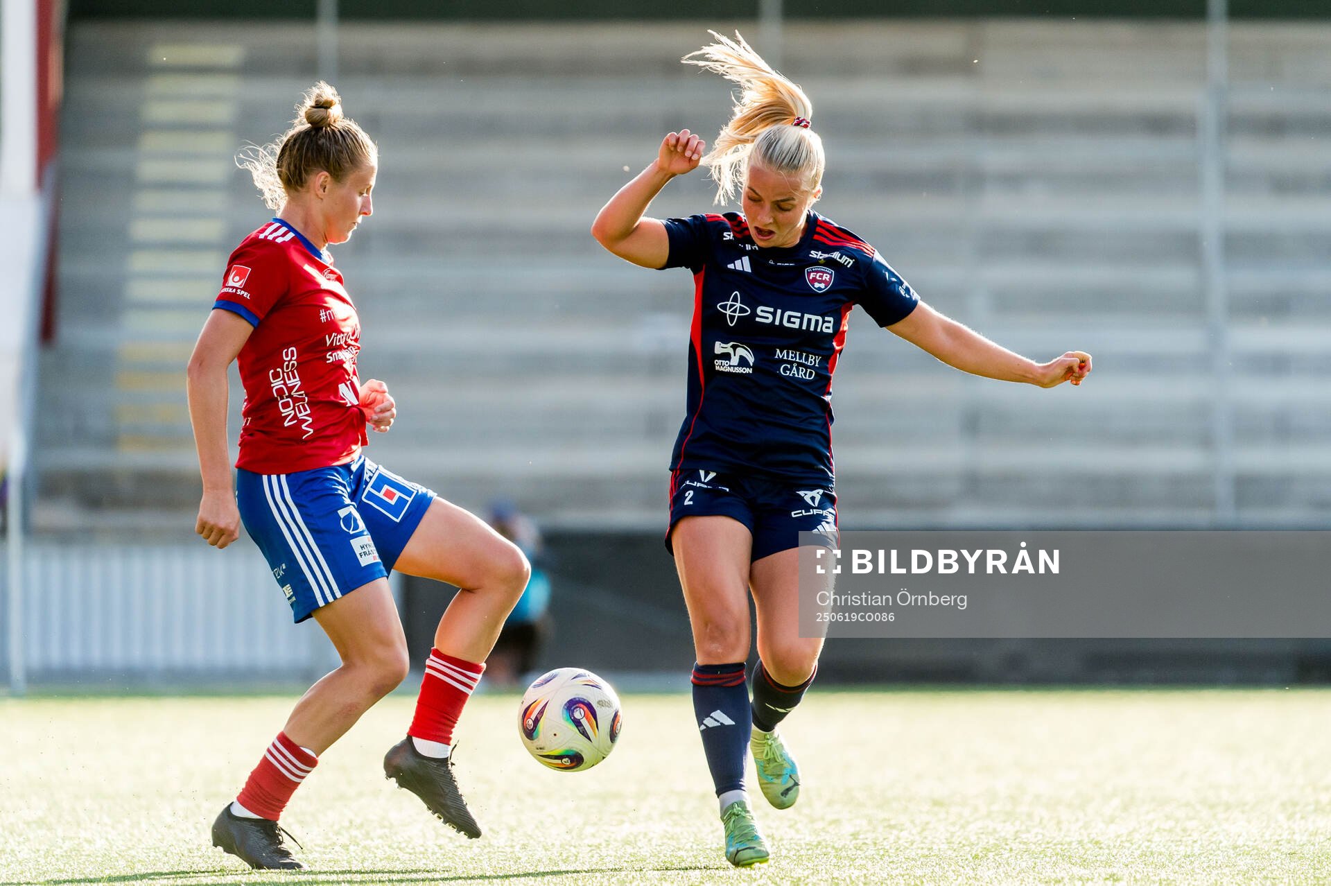 Vittsjös Sofie Rewucha och Rosengårds Emilie Woldvik