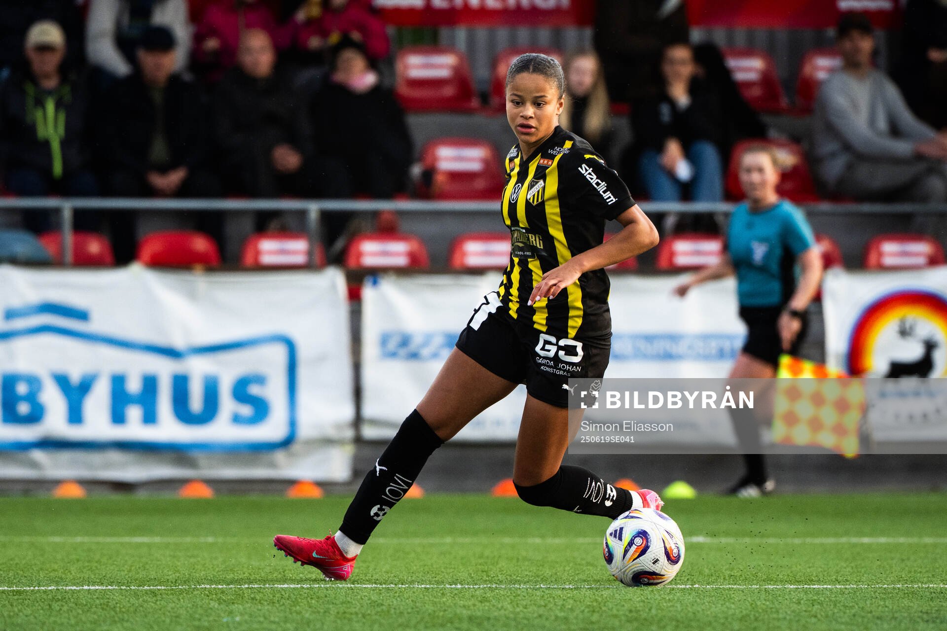 Häckens Felicia Schröder