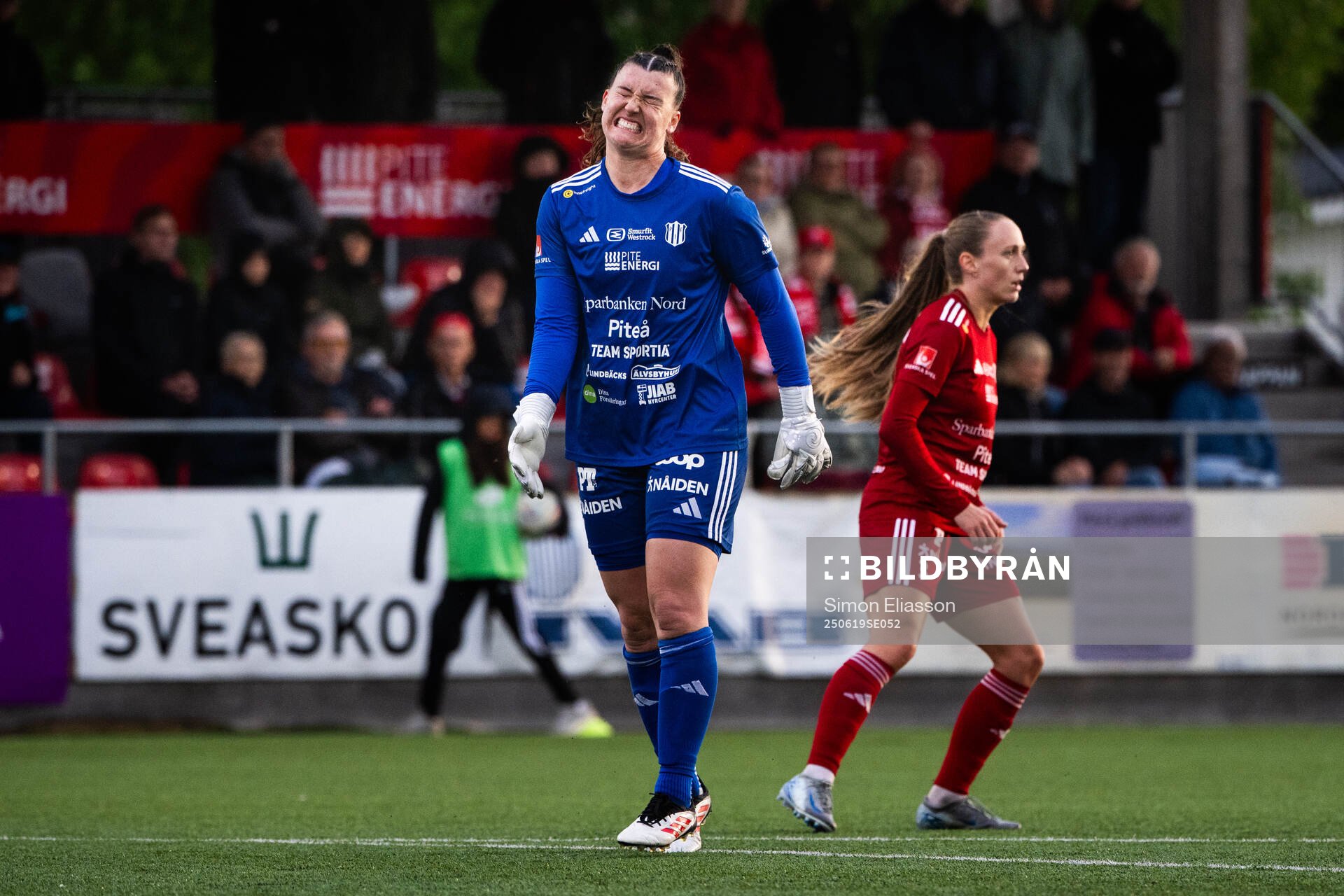 Piteås målvakt Lauren Brzykcy deppar