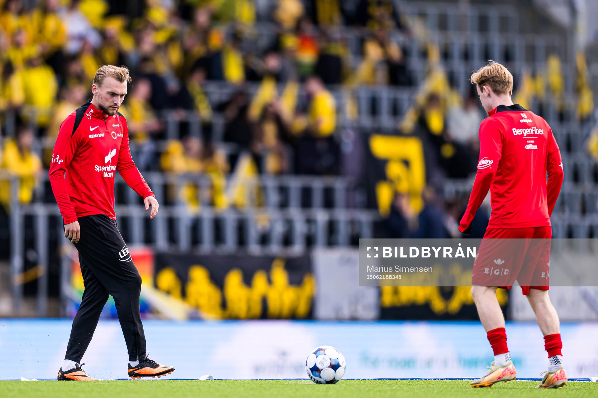 Mads Berg Sande of Brann warms up