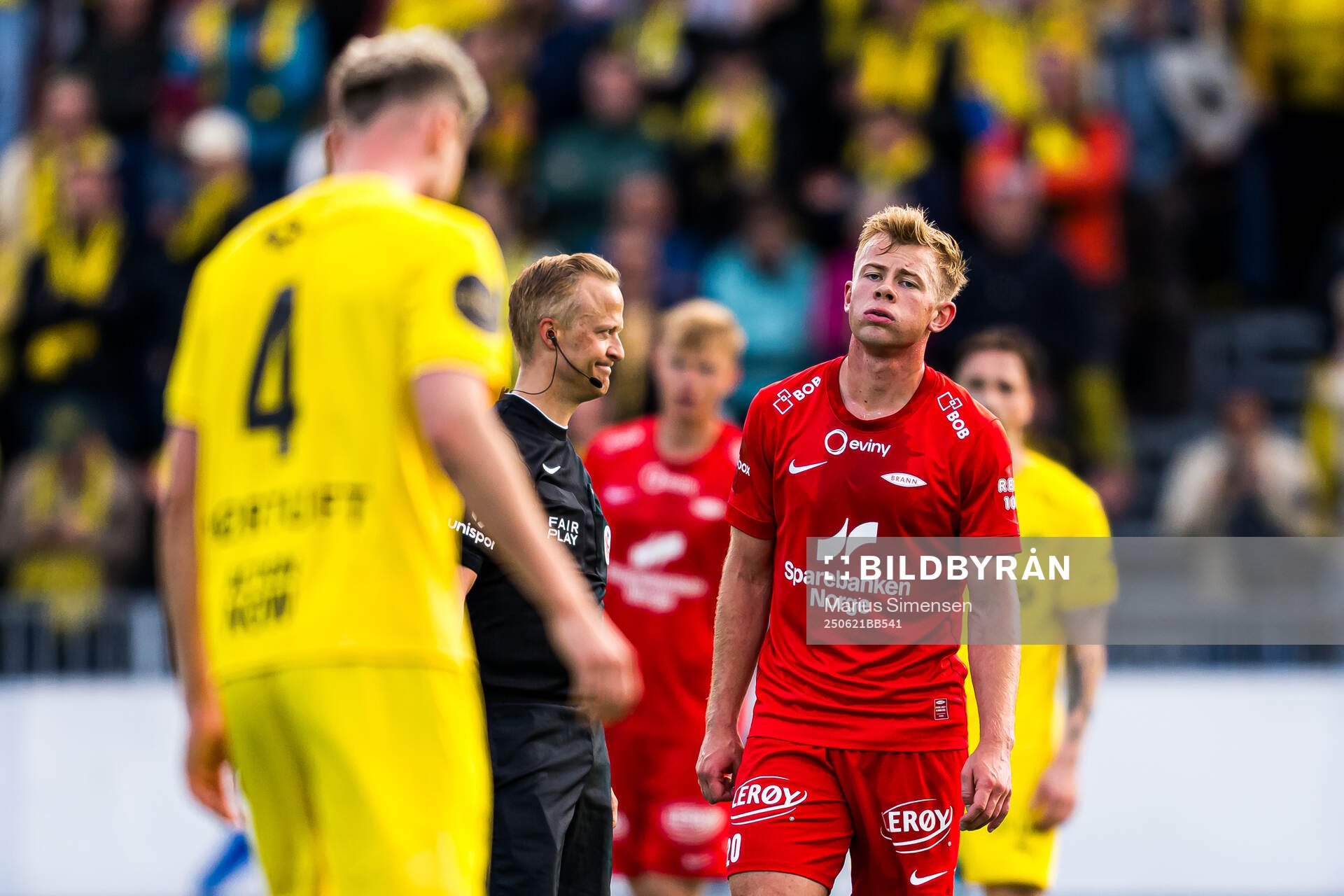 Aune Heggebø of Brann looks dejected